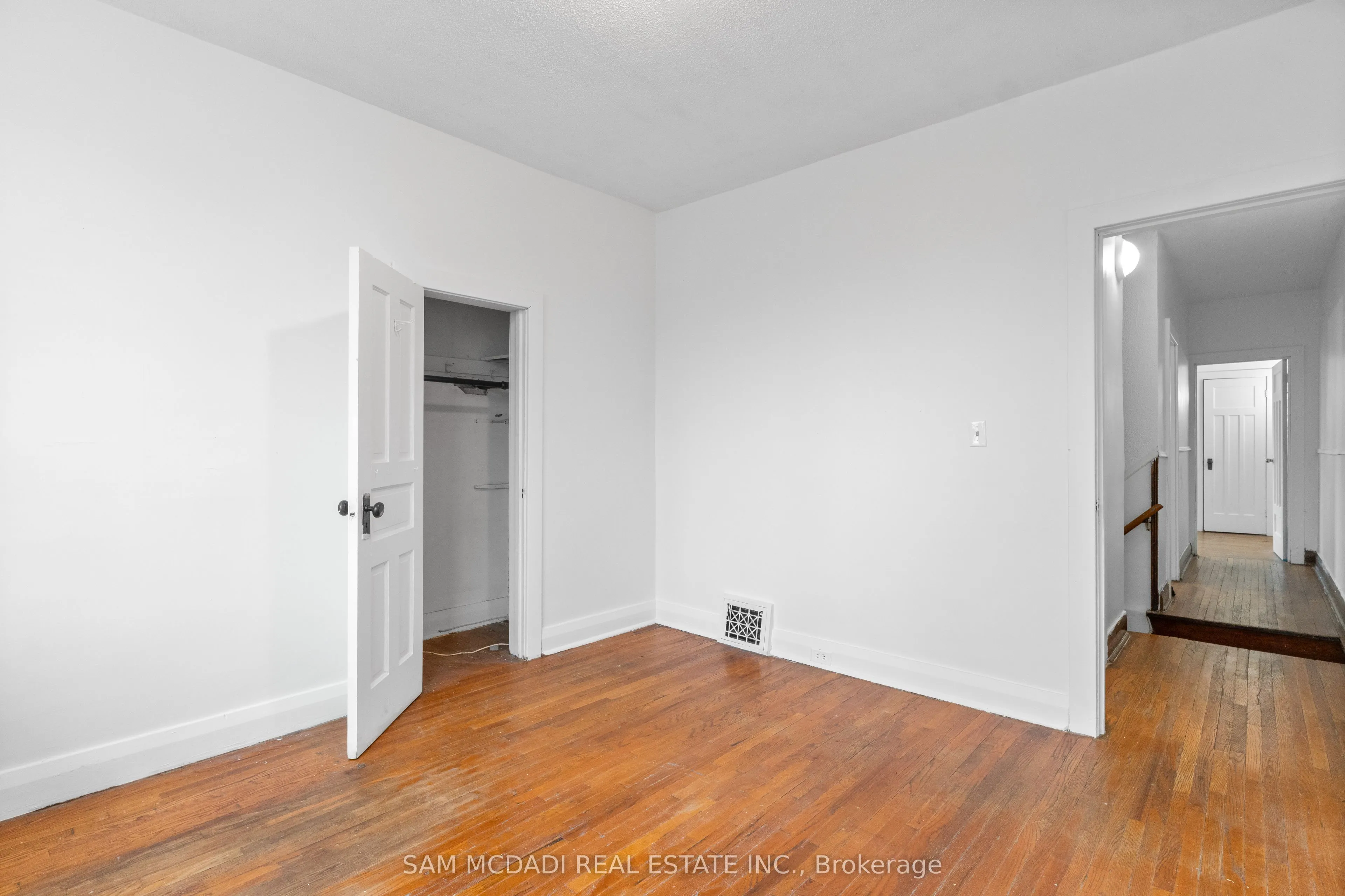 259 Milverton Boulevard