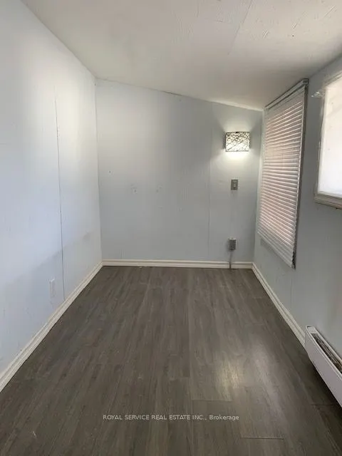1037 Arthur Street #2