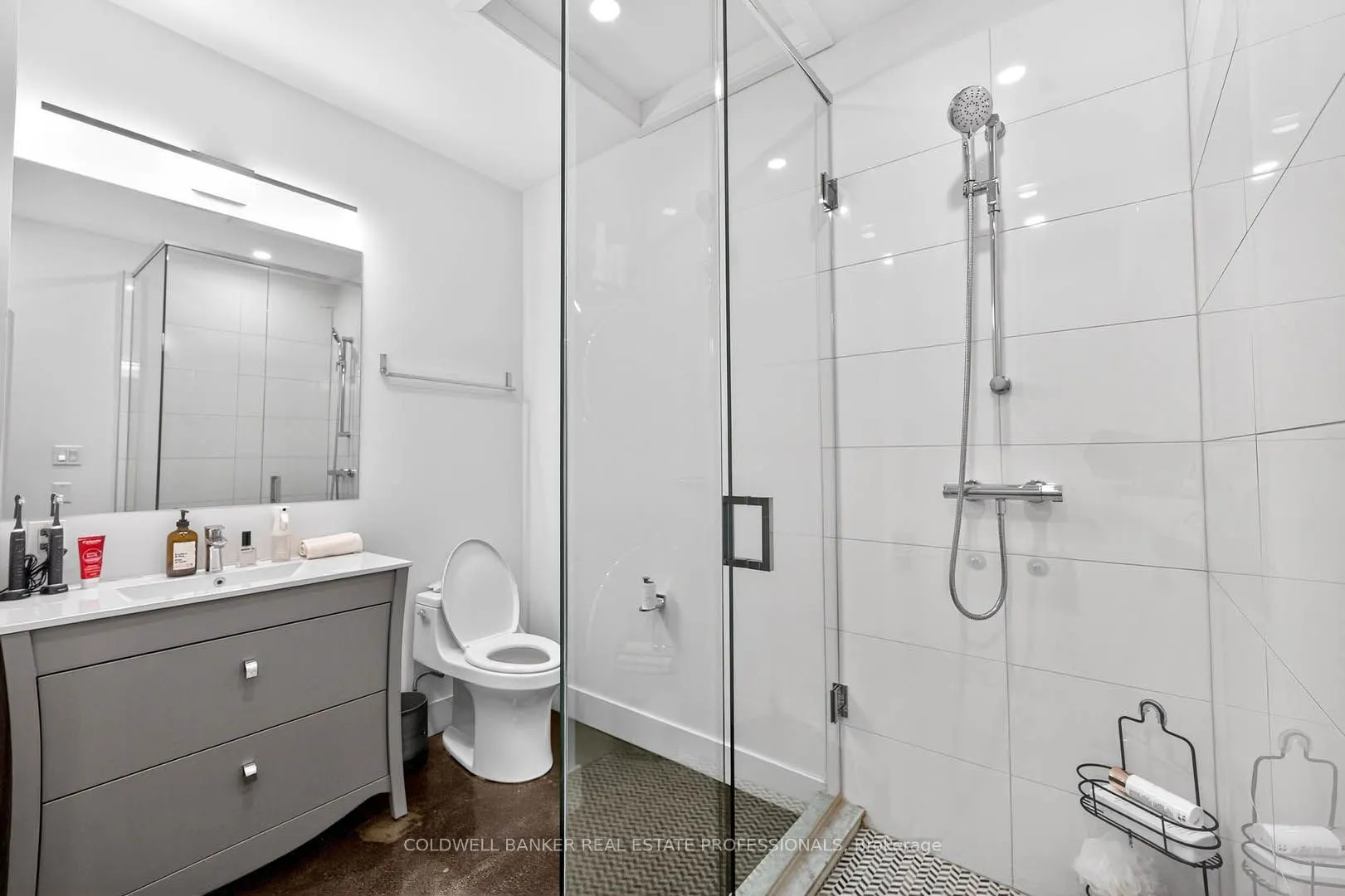326 Carlaw Avenue #127