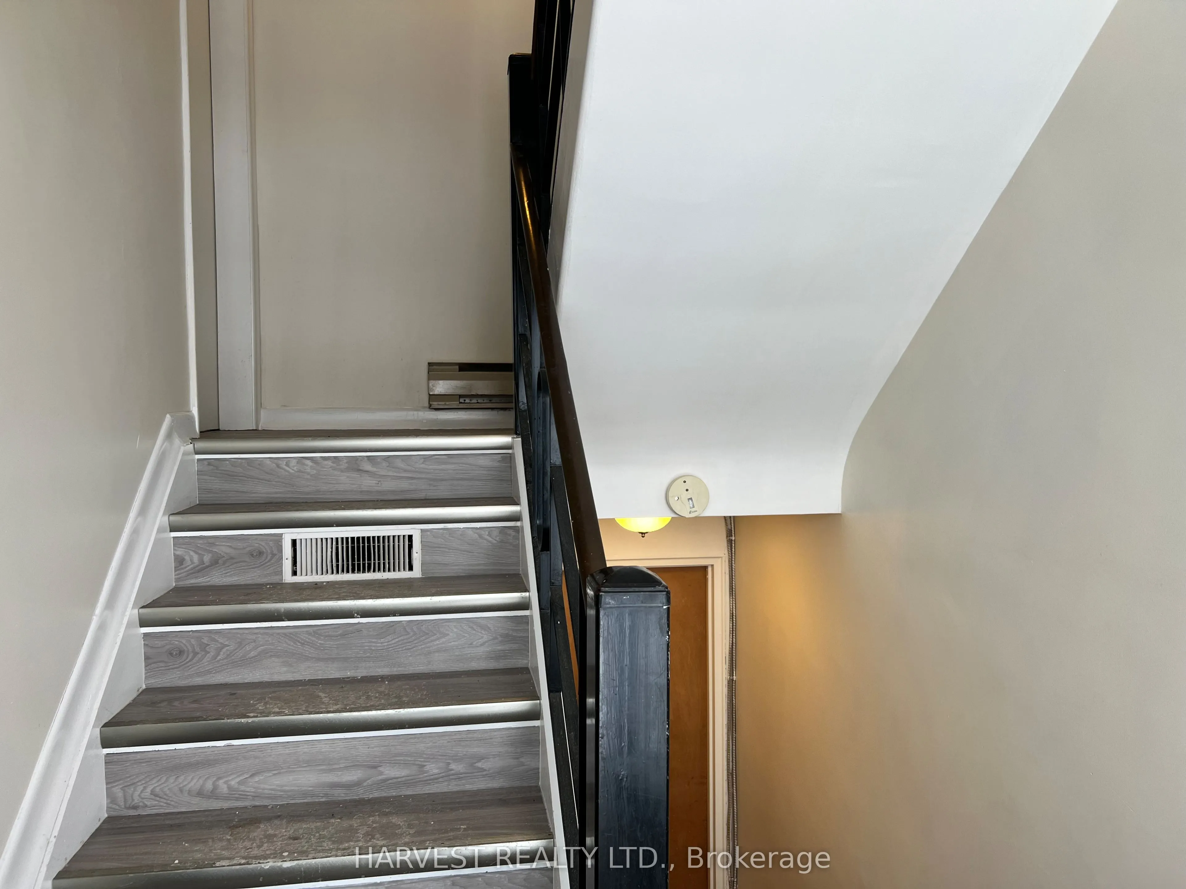 337 Frontenac Avenue