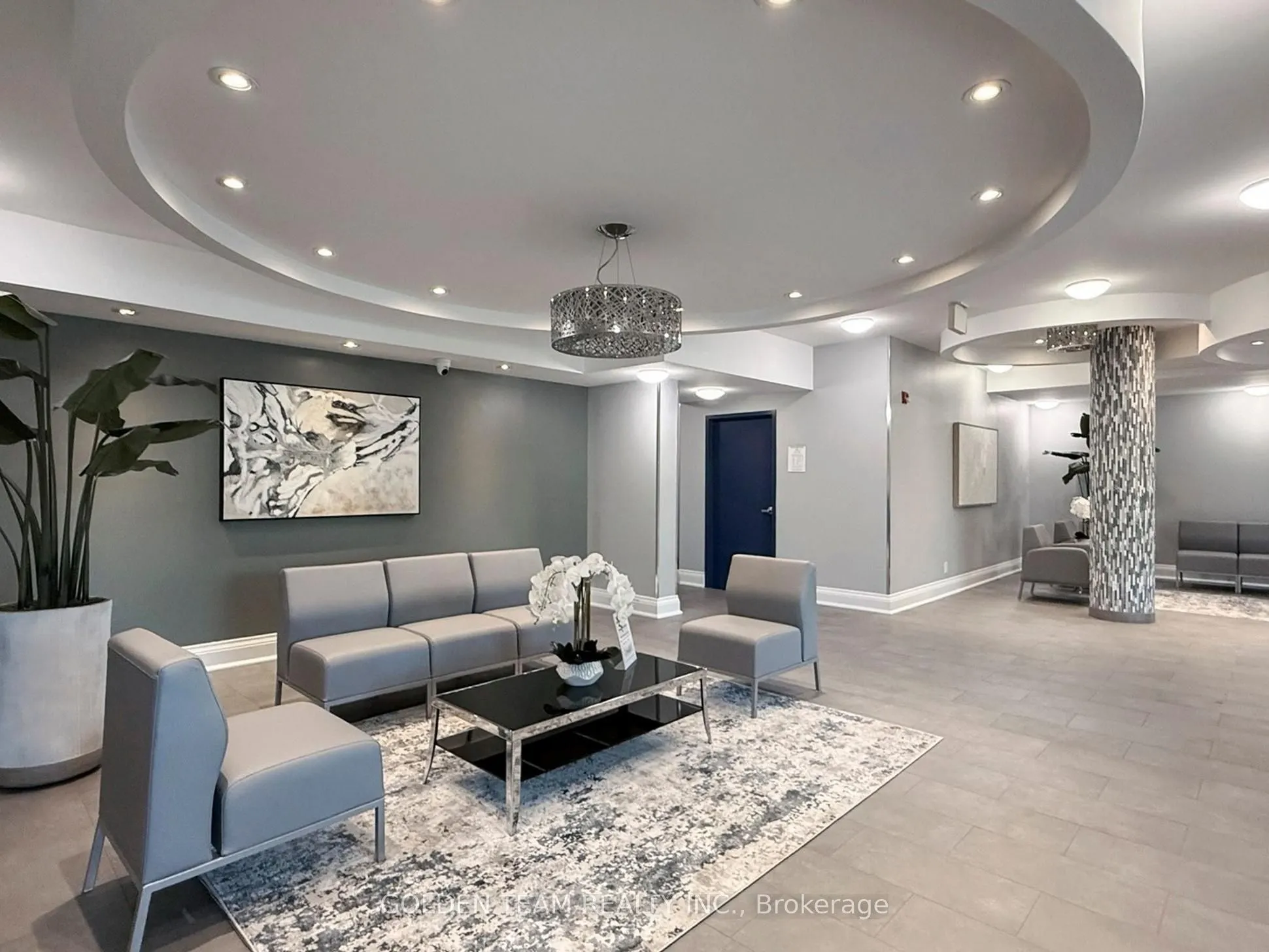 60 Fairfax Crescent #531