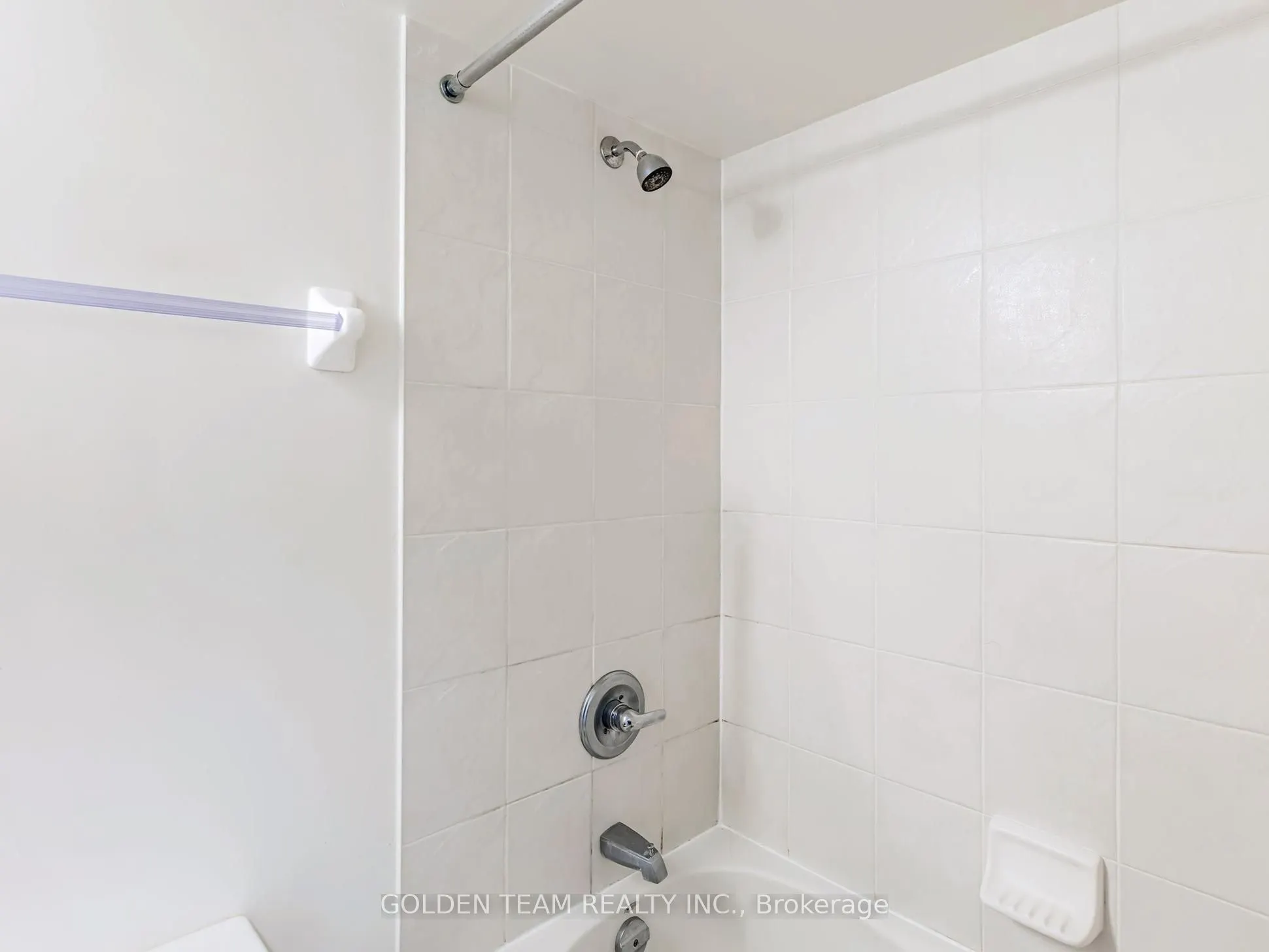 60 Fairfax Crescent #531