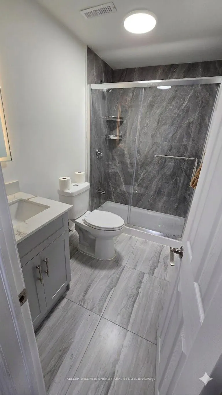 36 Crombie Street