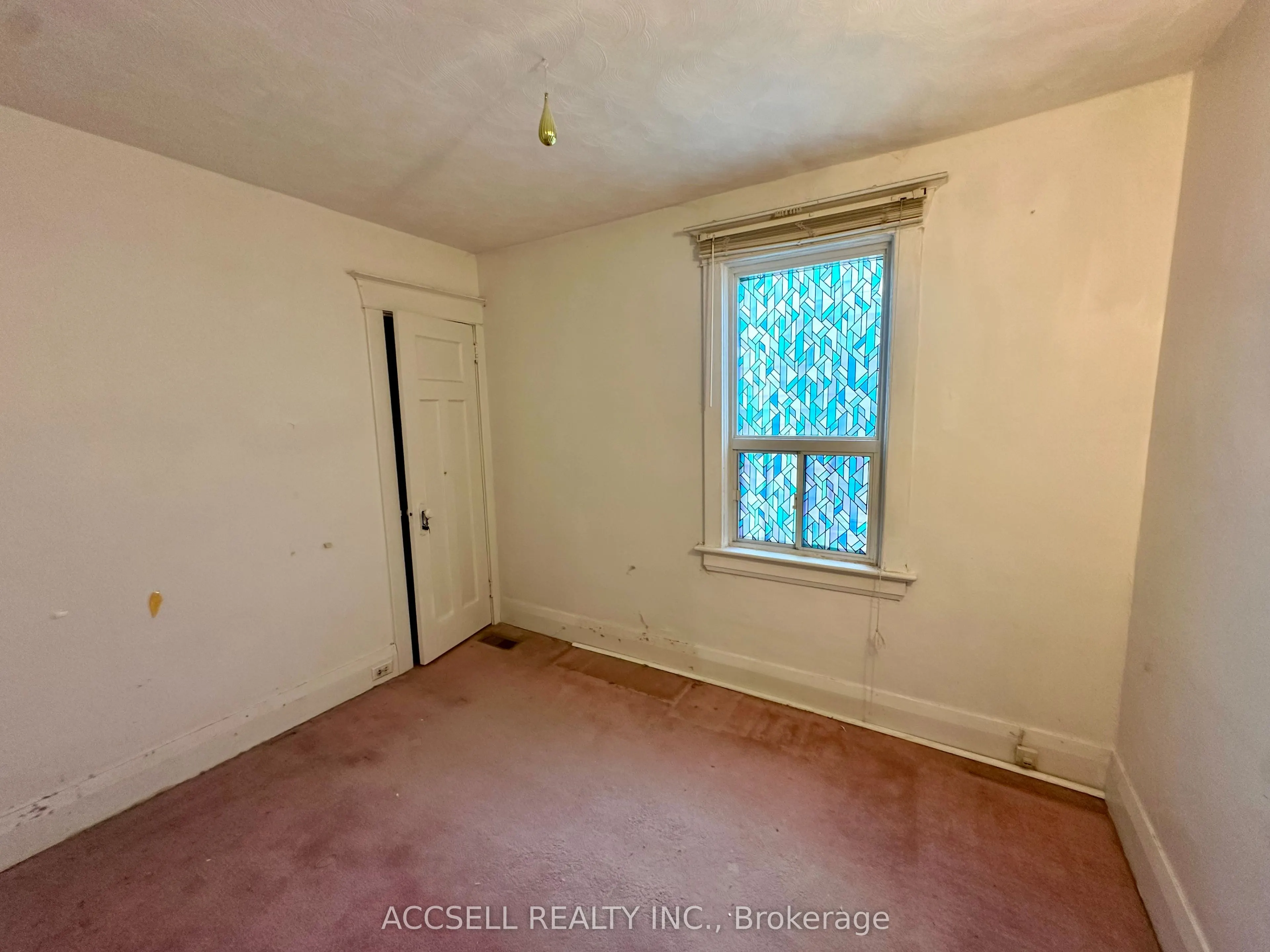54 Chatham Avenue