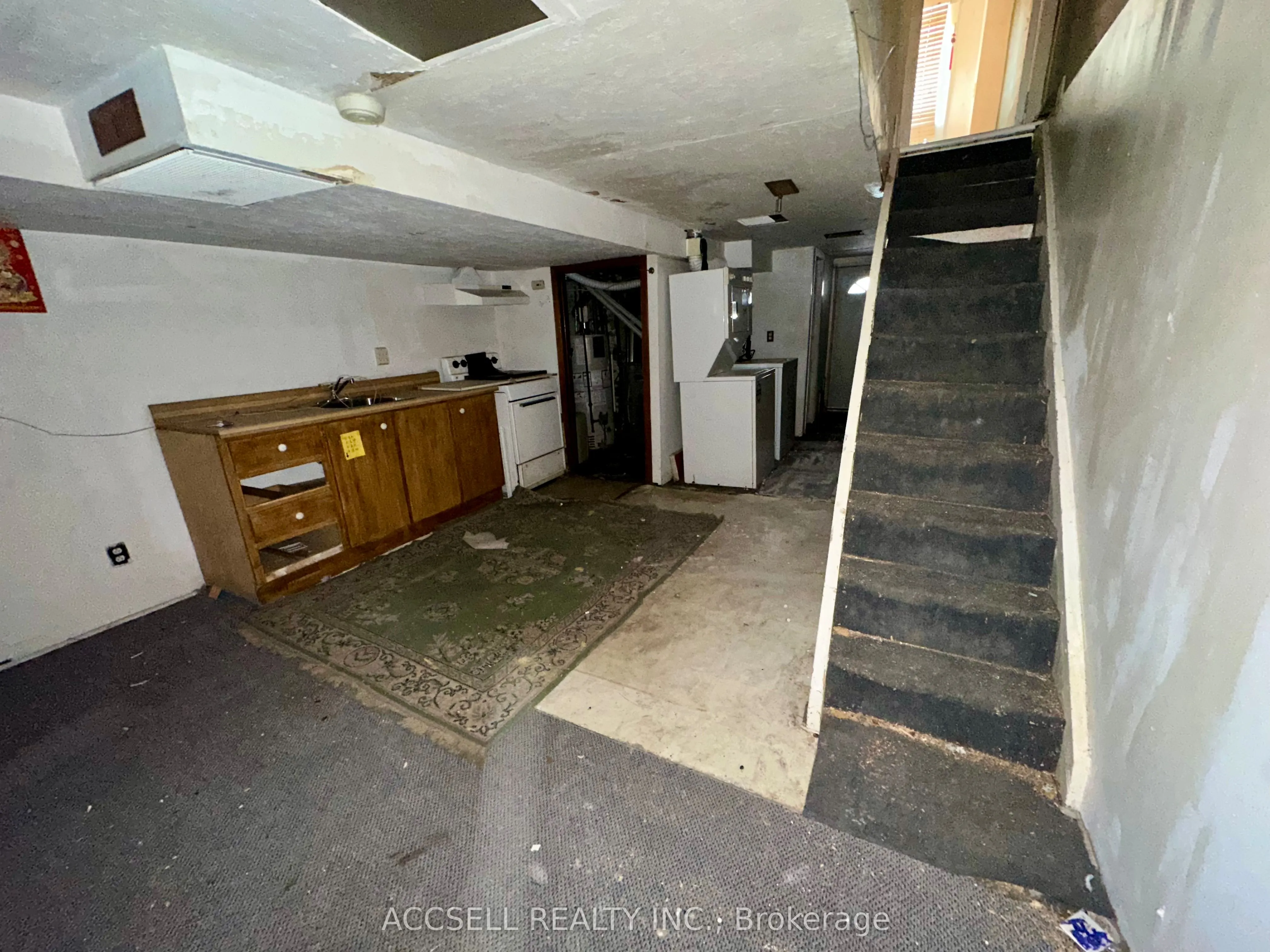 54 Chatham Avenue