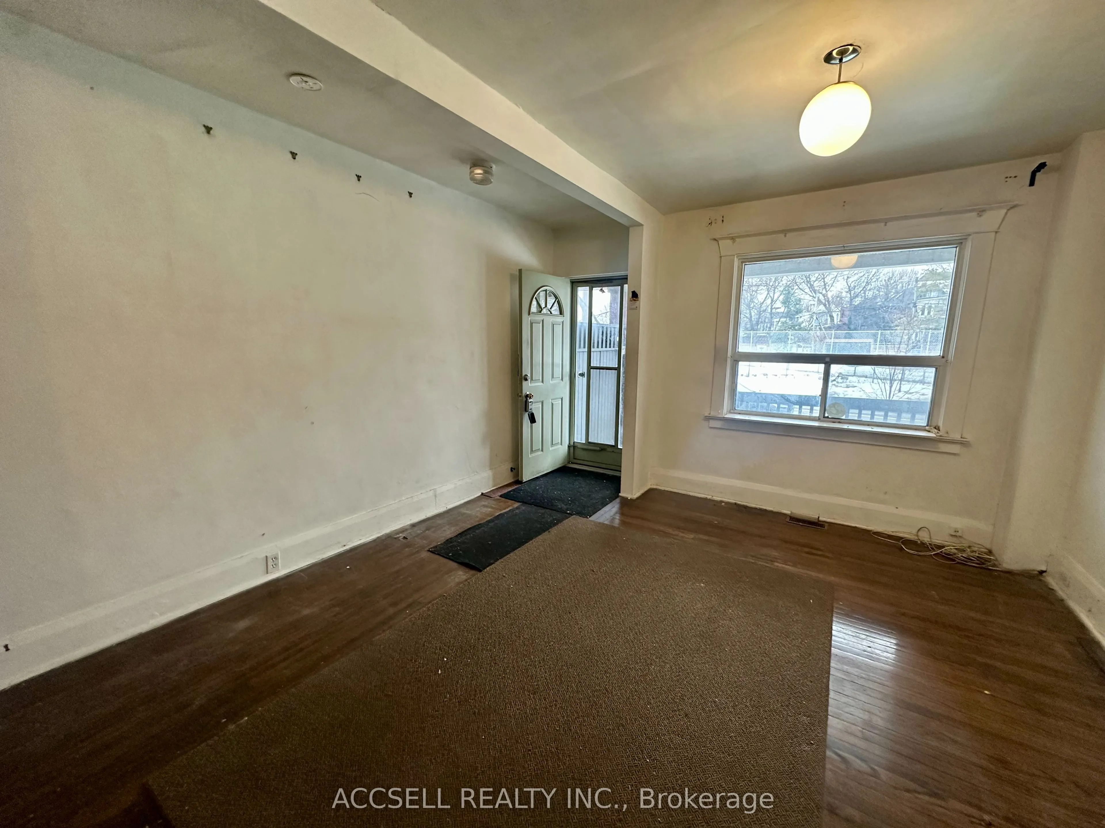 54 Chatham Avenue