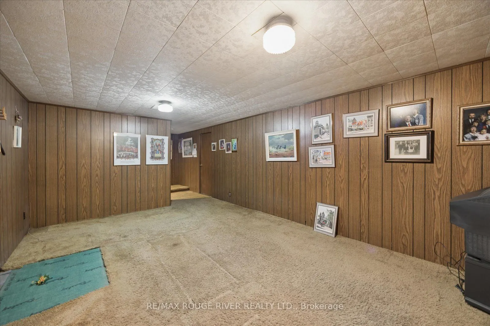 865 Regent Drive