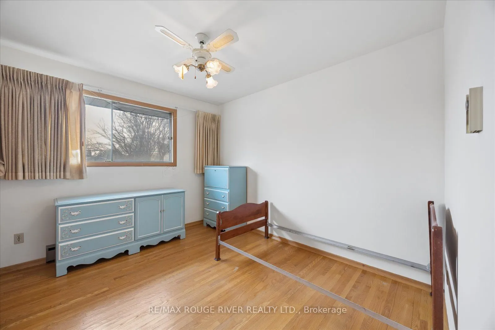 865 Regent Drive
