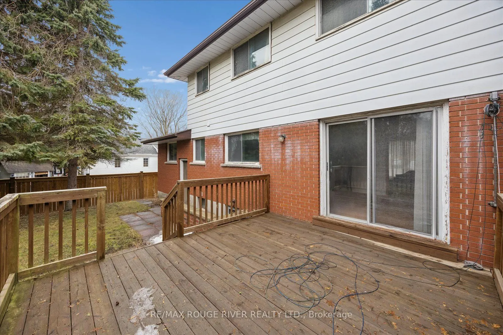 865 Regent Drive