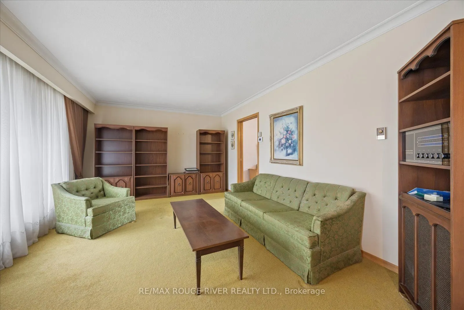 865 Regent Drive