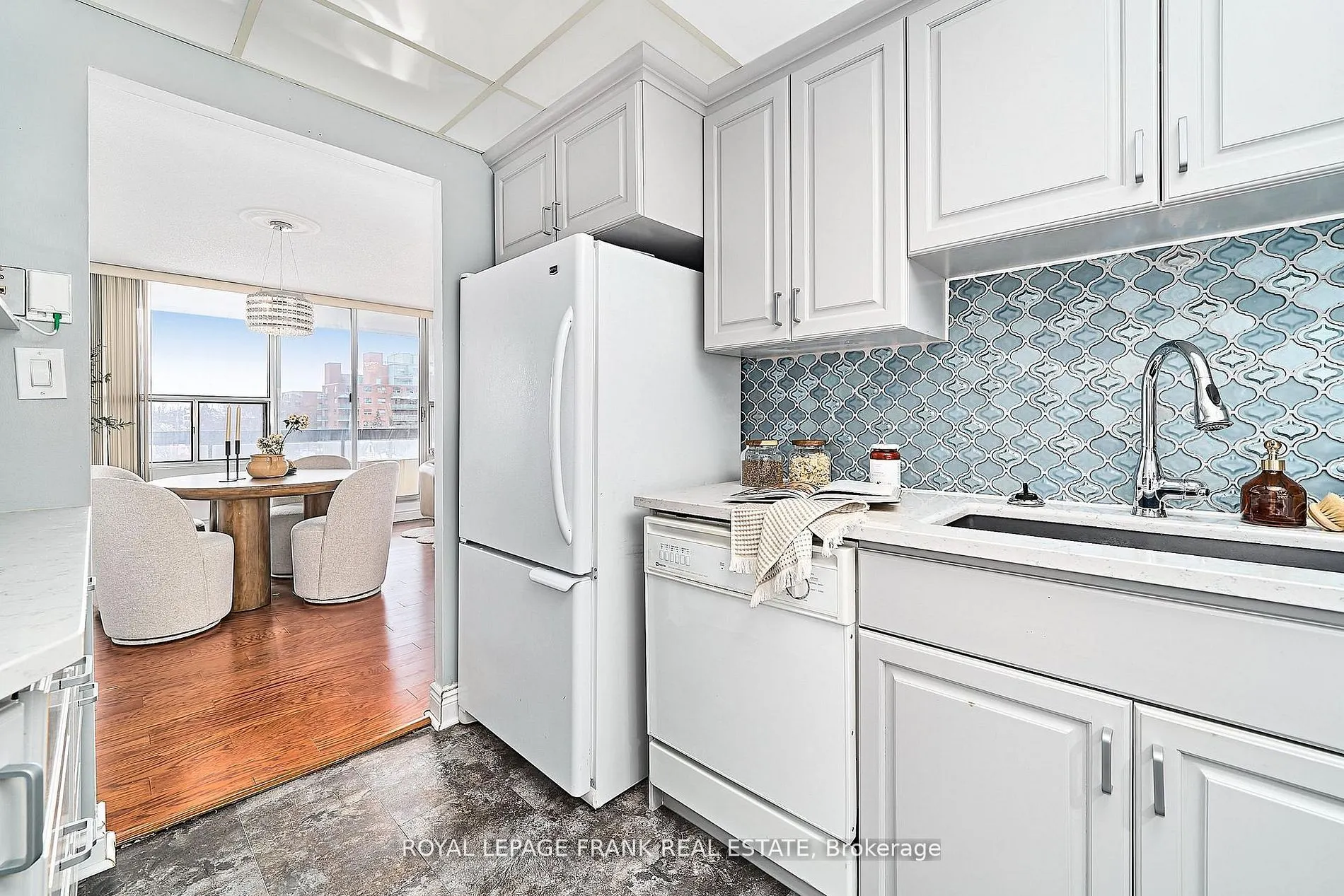 55 William Street E #505