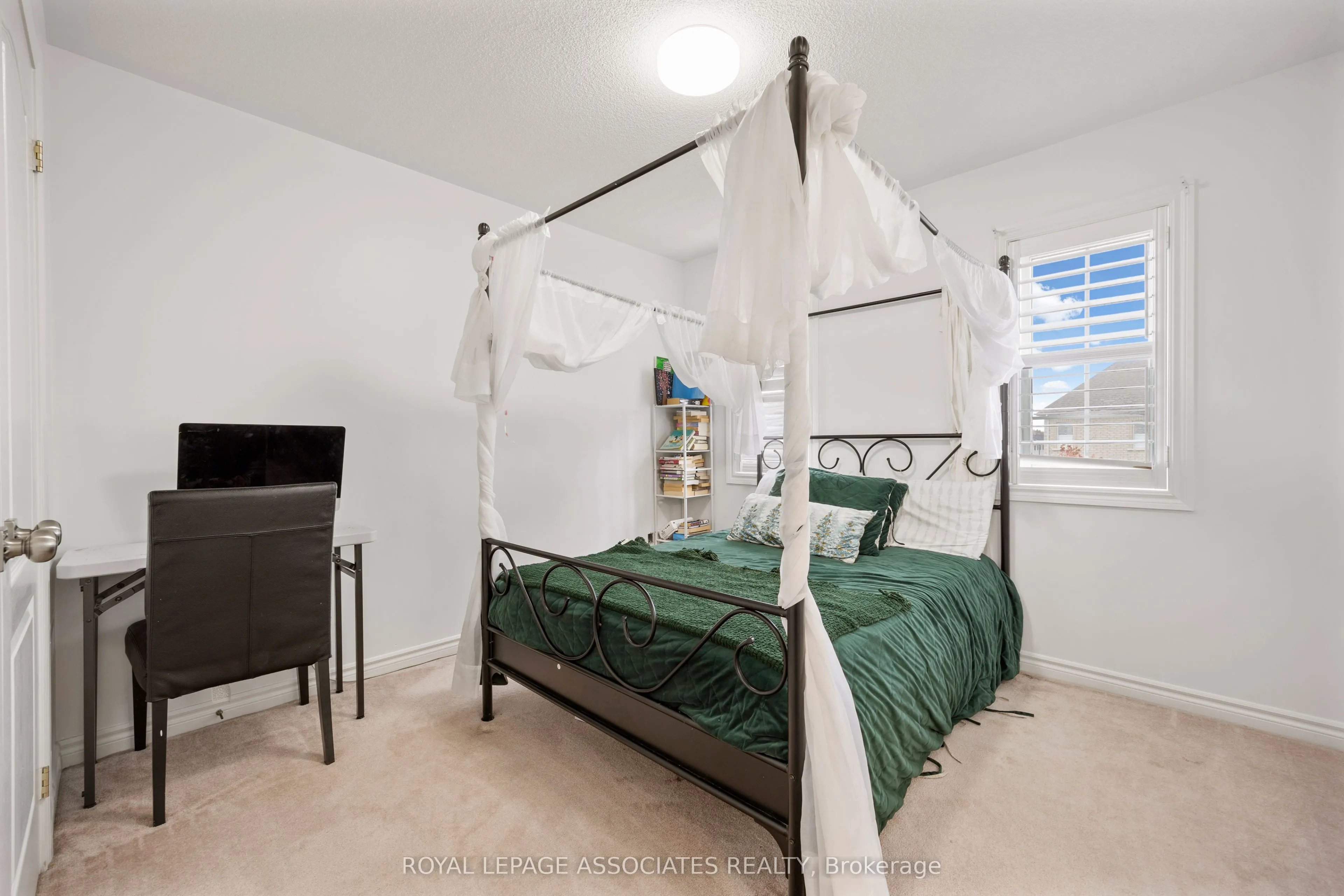 1 Morningstar Avenue