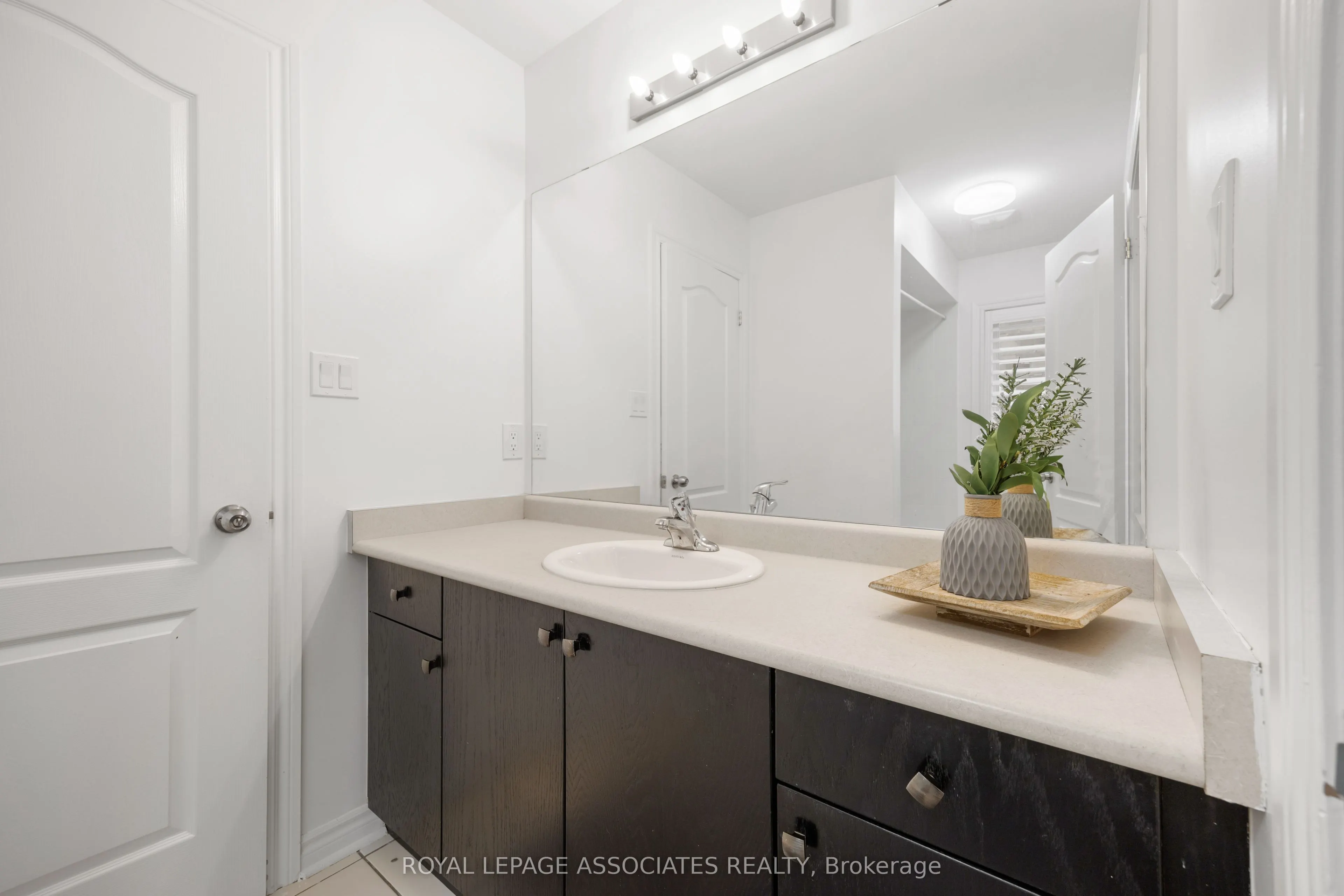 1 Morningstar Avenue