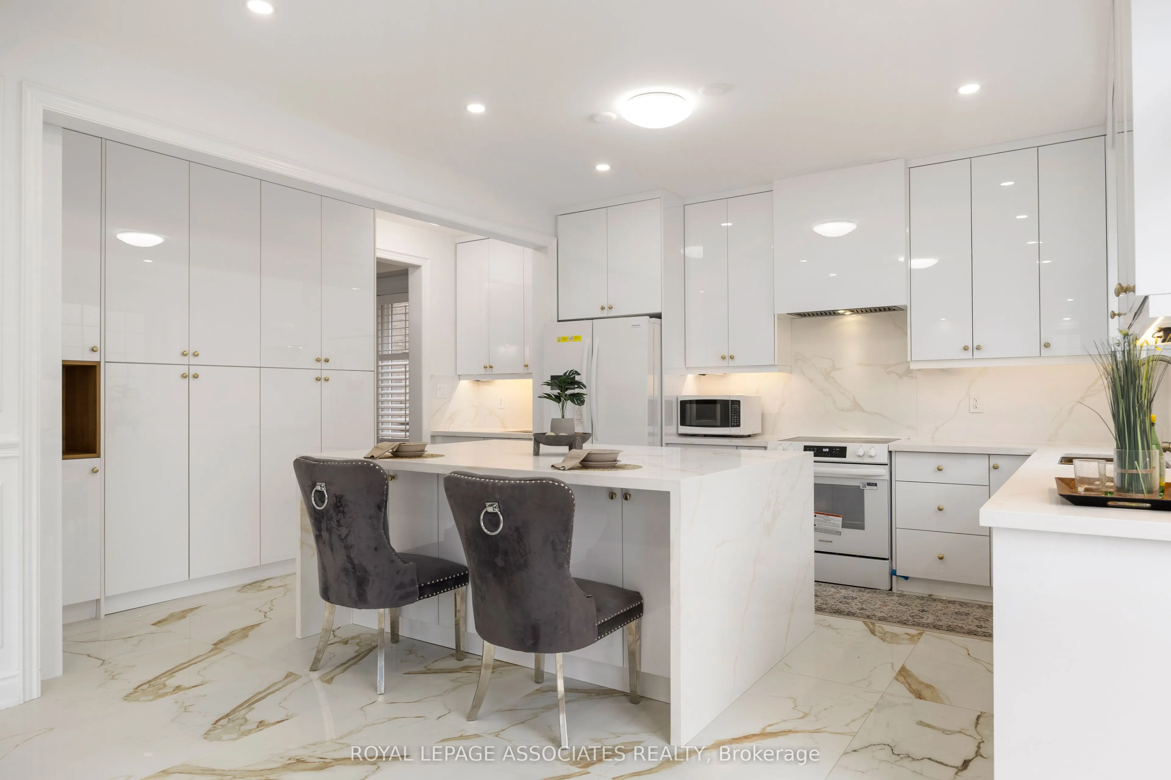1 Morningstar Avenue