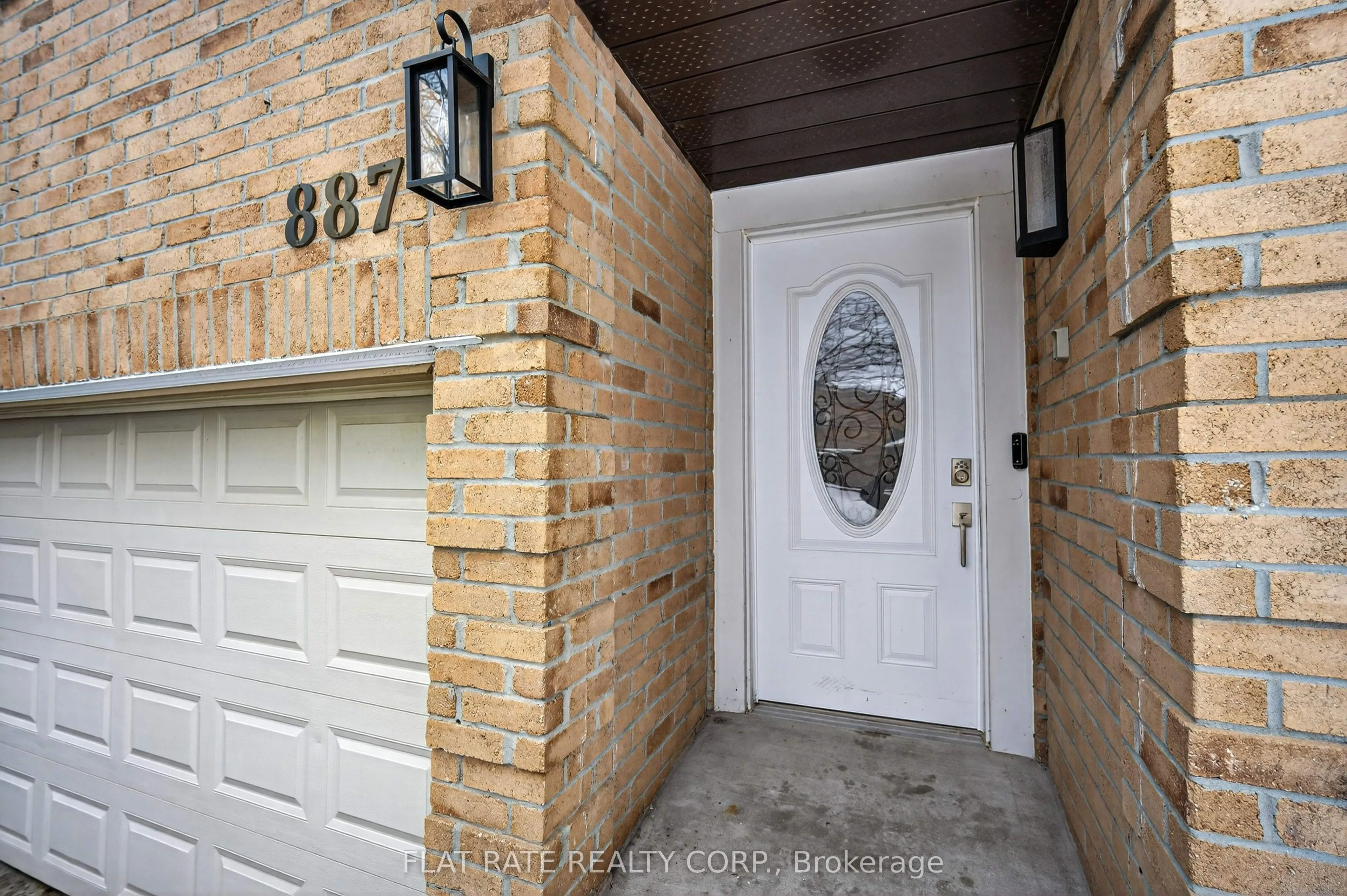 887 Lavis Court
