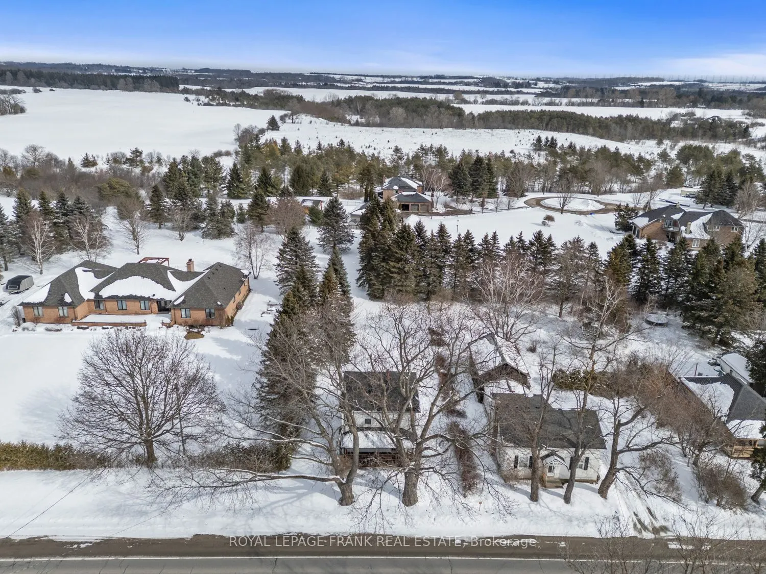 3531 Simcoe Street N