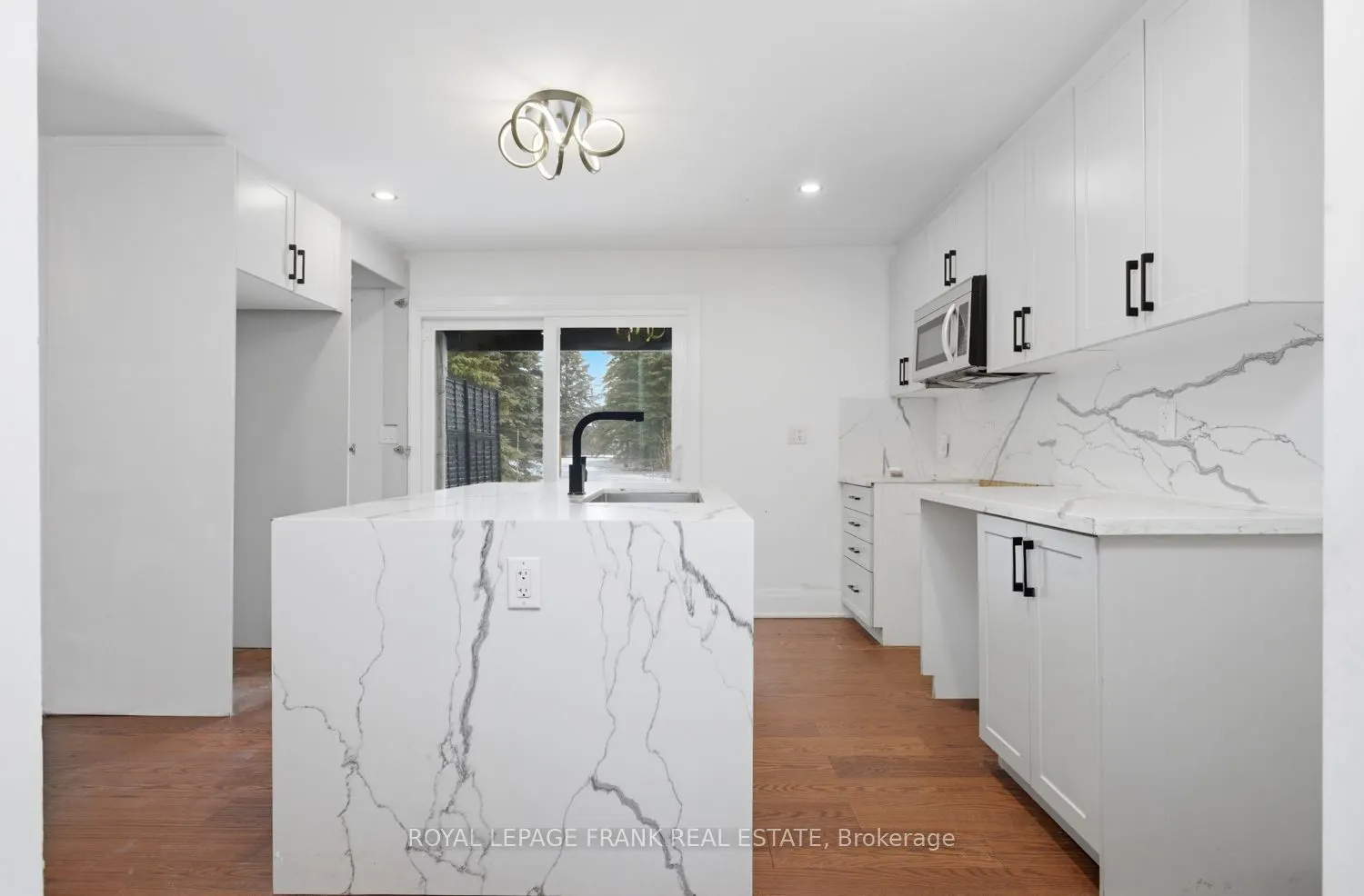 3531 Simcoe Street N