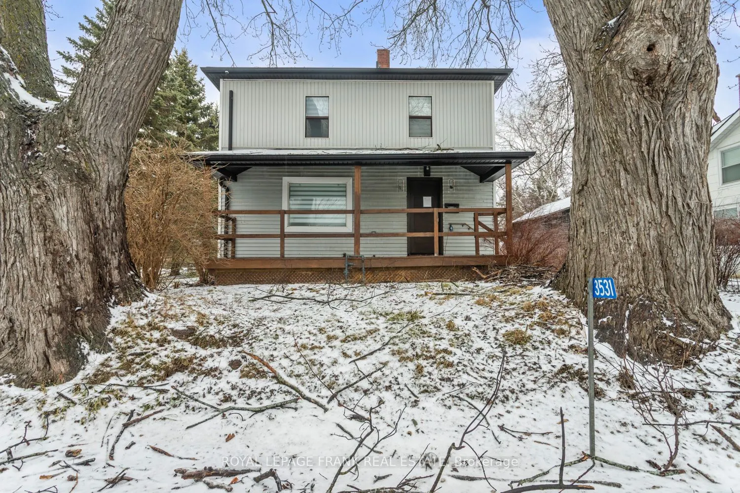 3531 Simcoe Street N