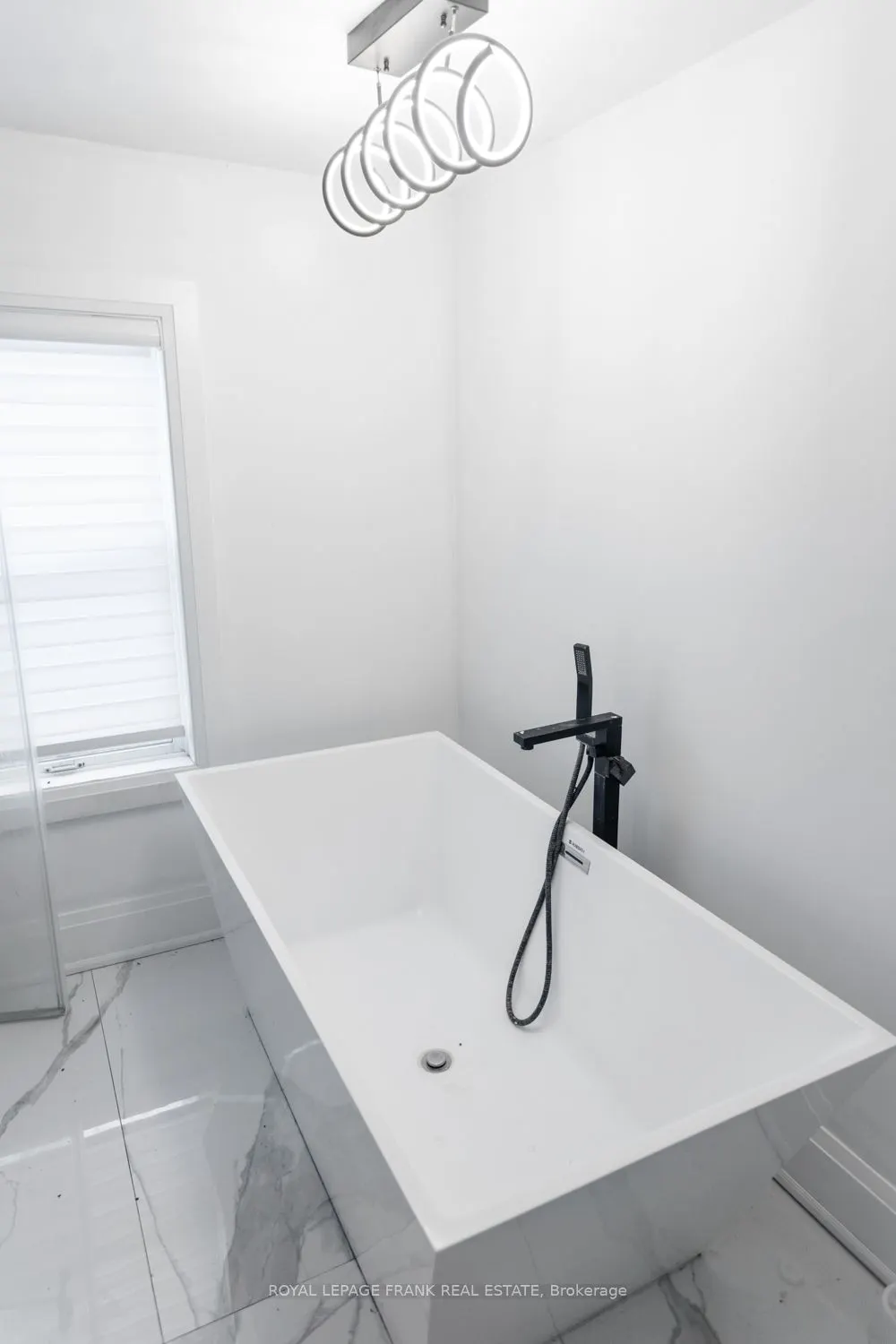 3531 Simcoe Street N
