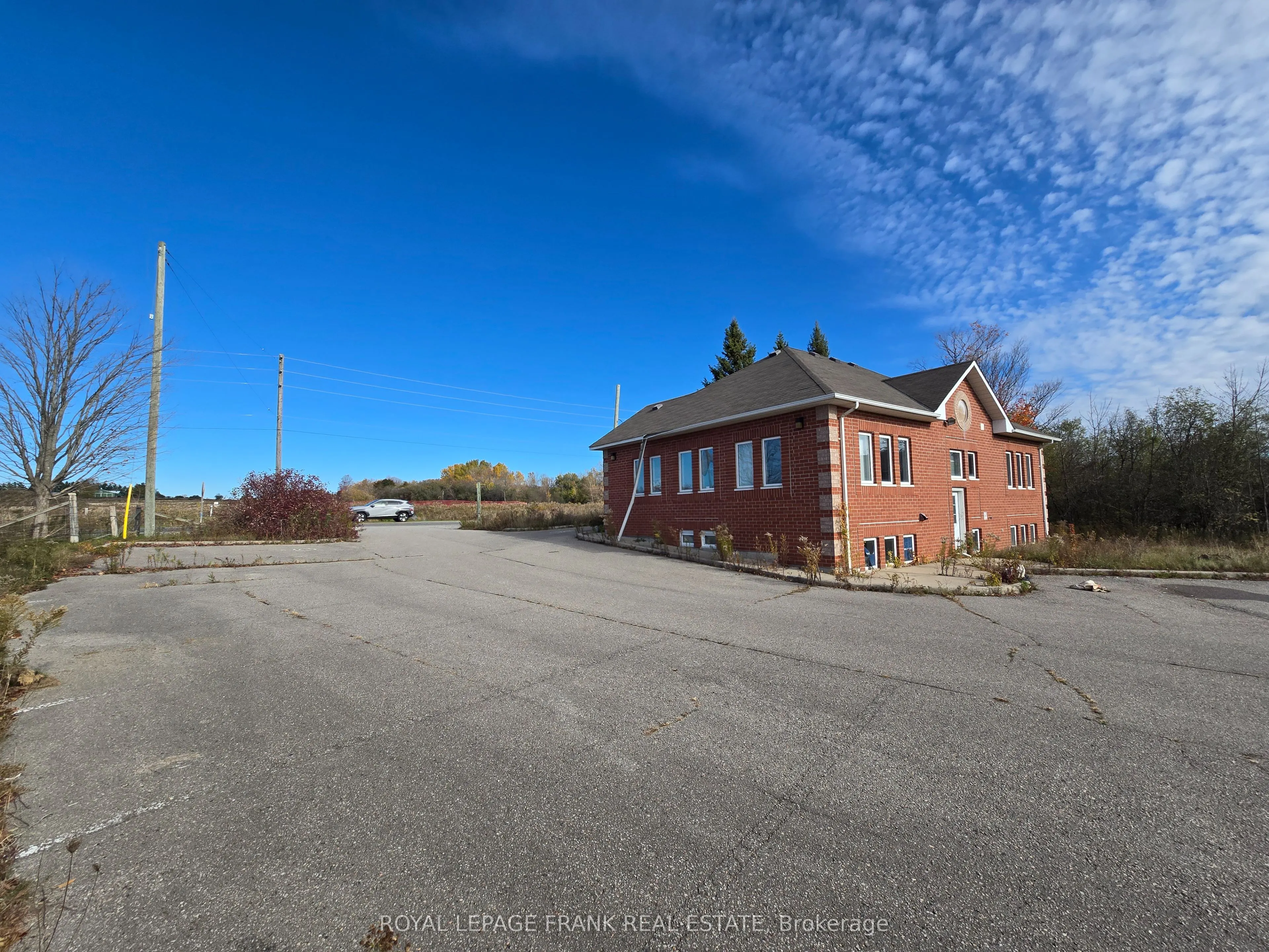 91 Columbus Road E