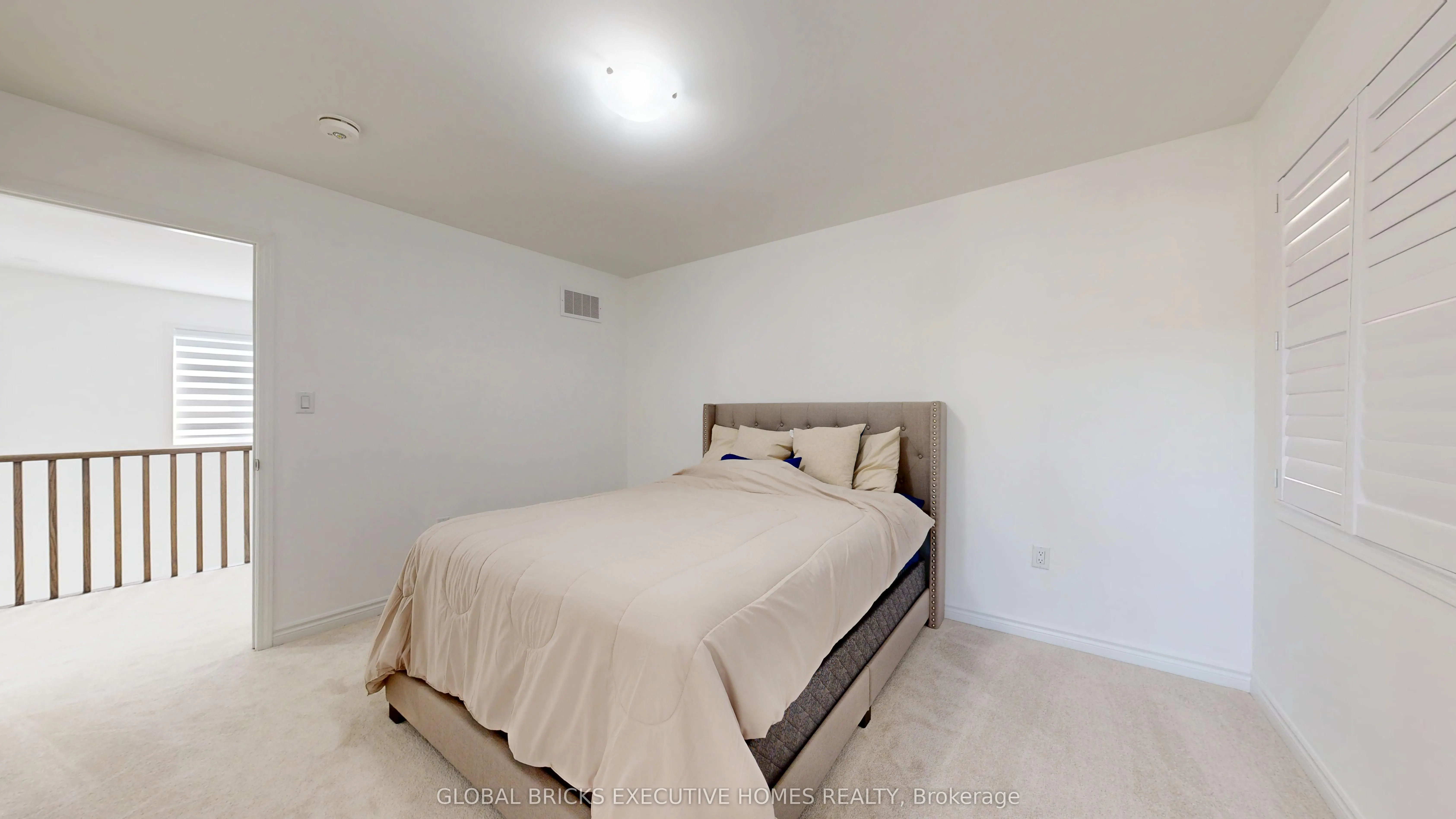 2885 Foxden Square