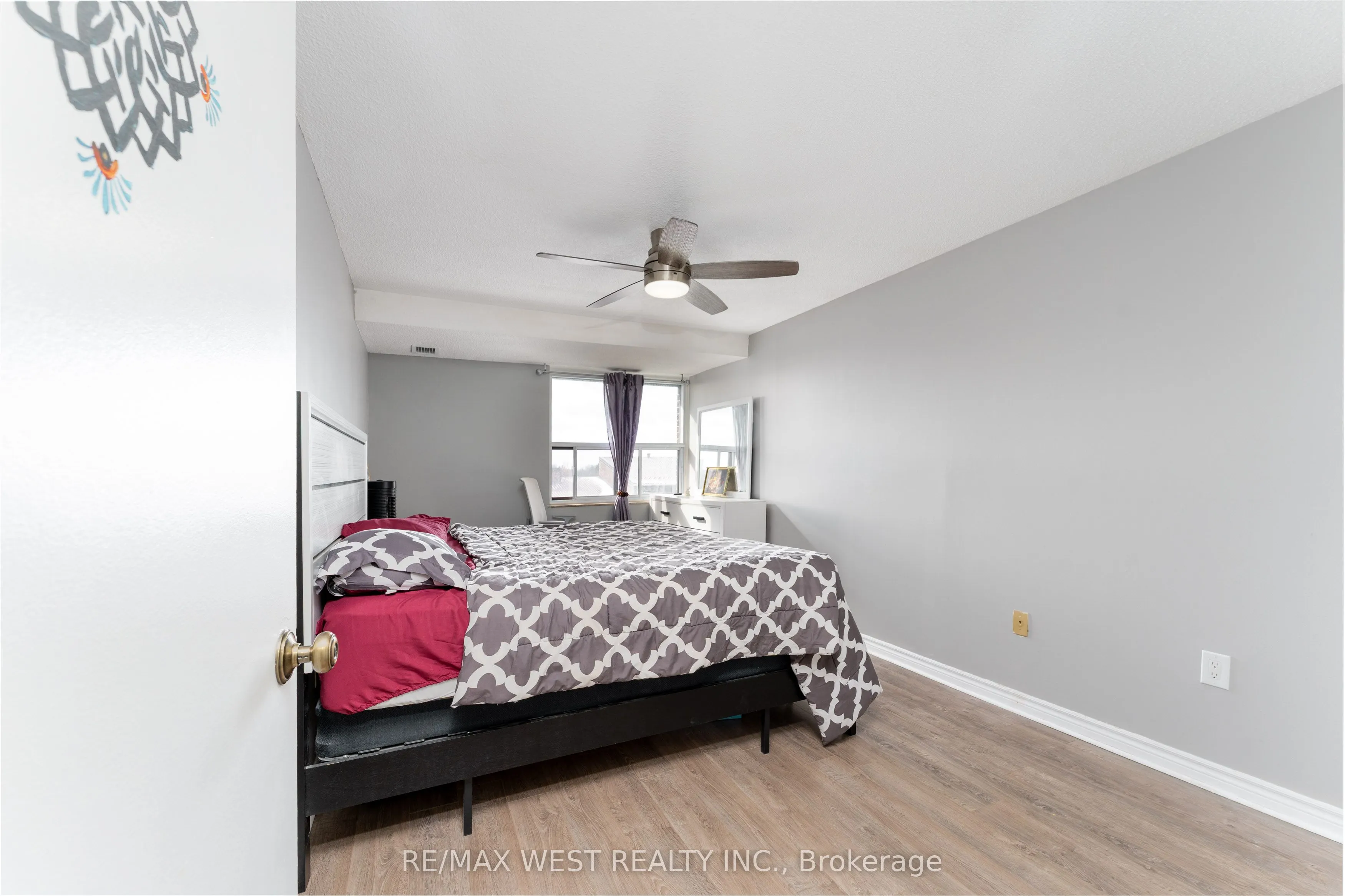 4062 Lawrence Avenue E #612