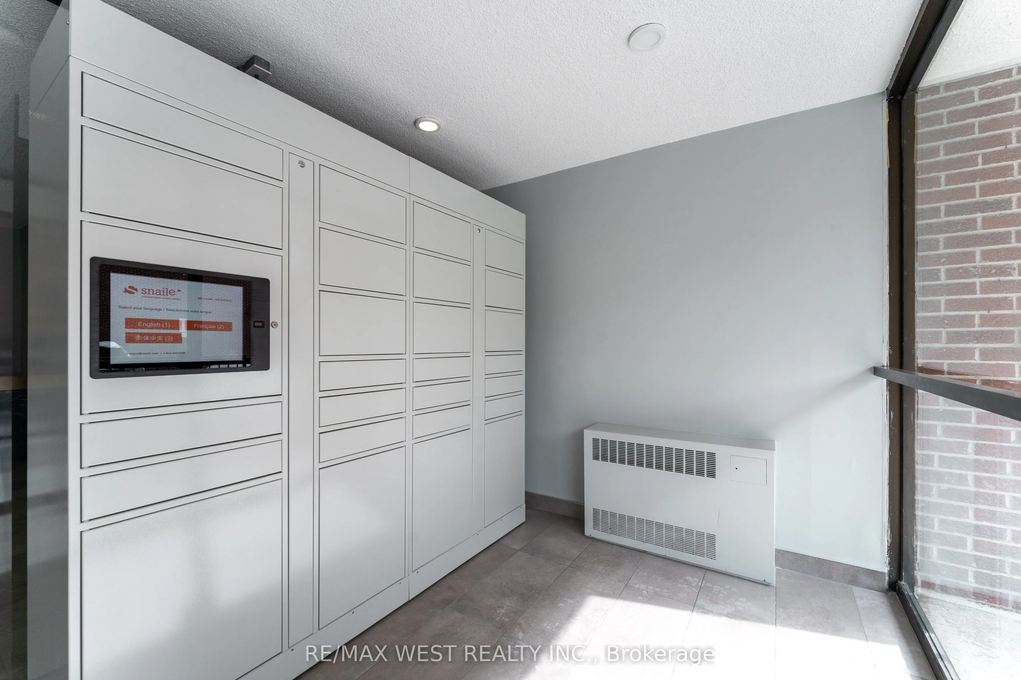 4062 Lawrence Avenue E #612