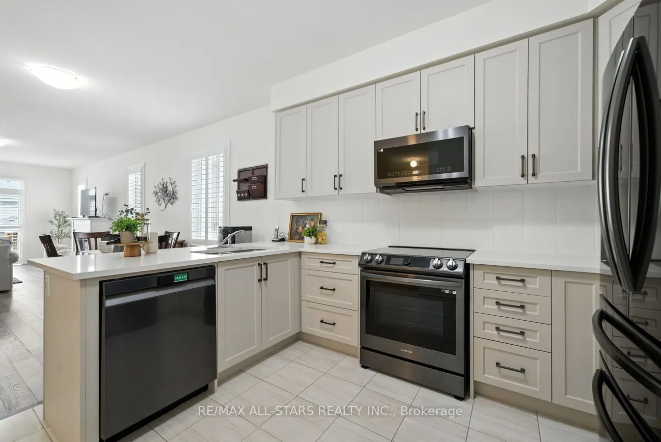 89 Forestlane Way