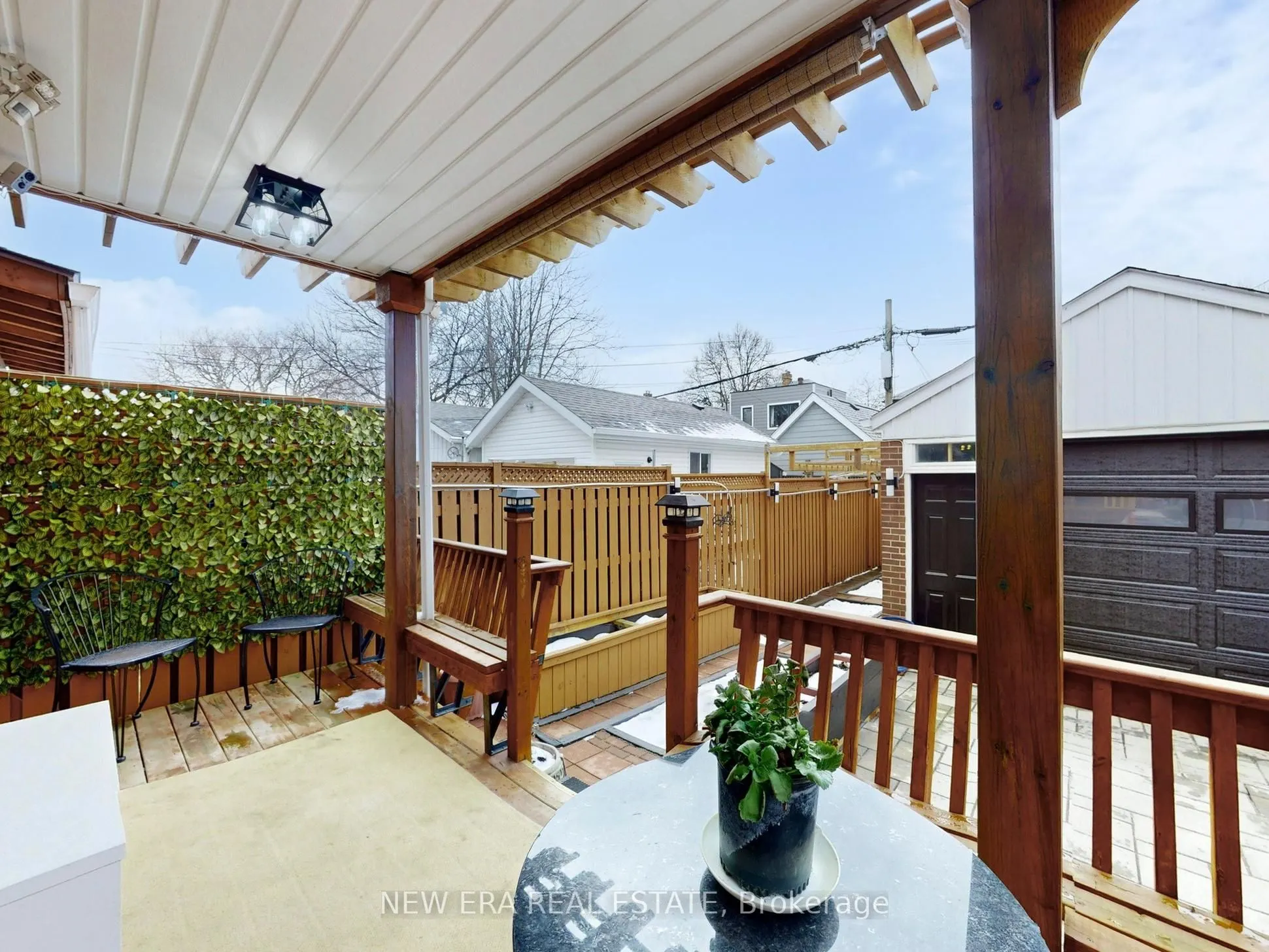 96 Highfield Road