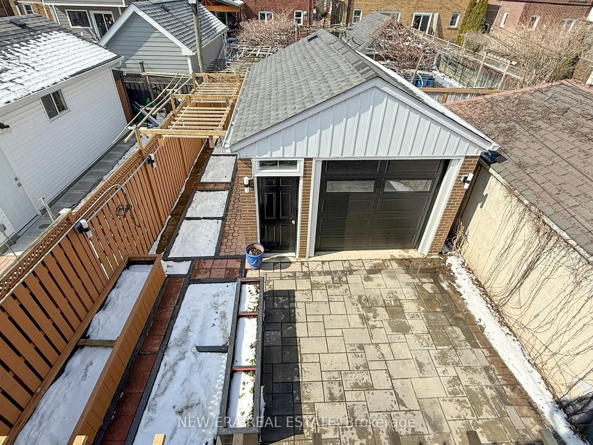 96 Highfield Road