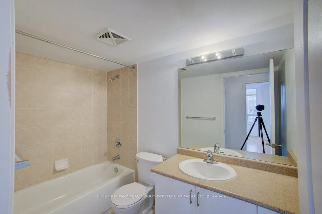 3650 Kingston Road #802