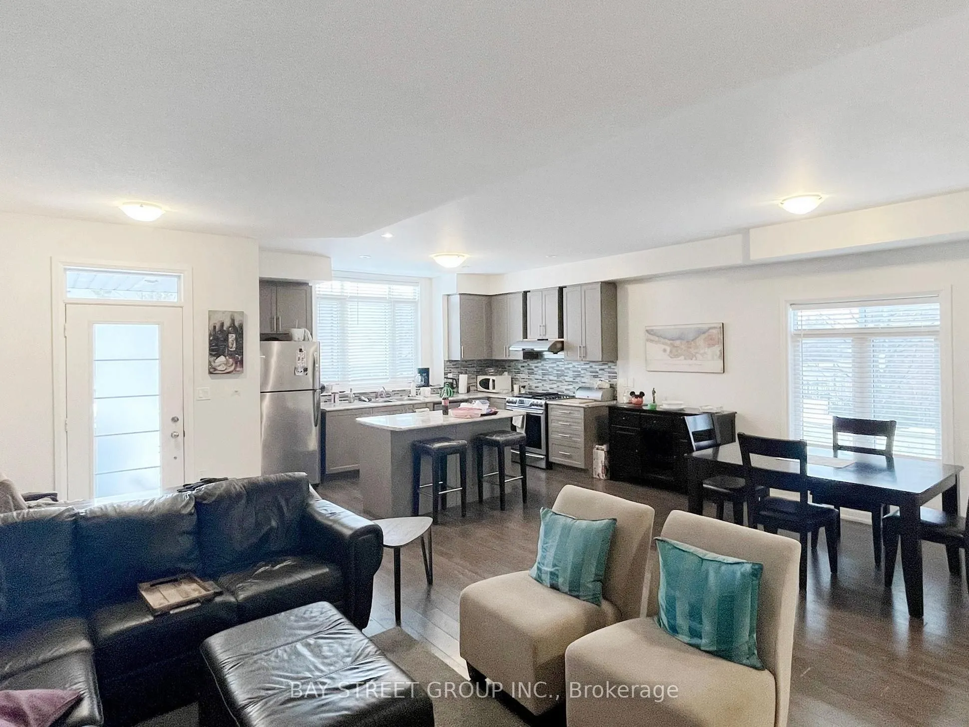 2 Longshore Way