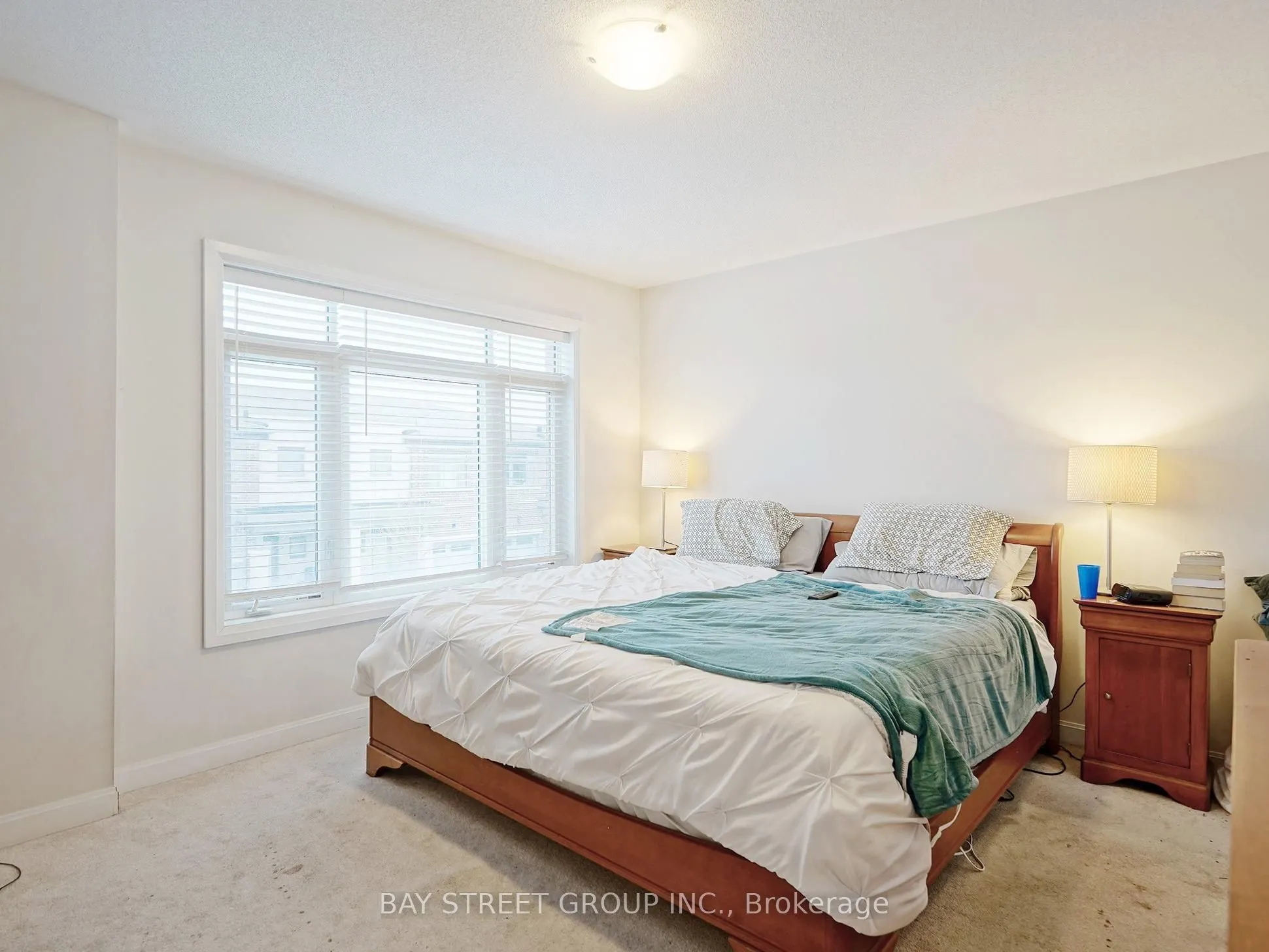 2 Longshore Way