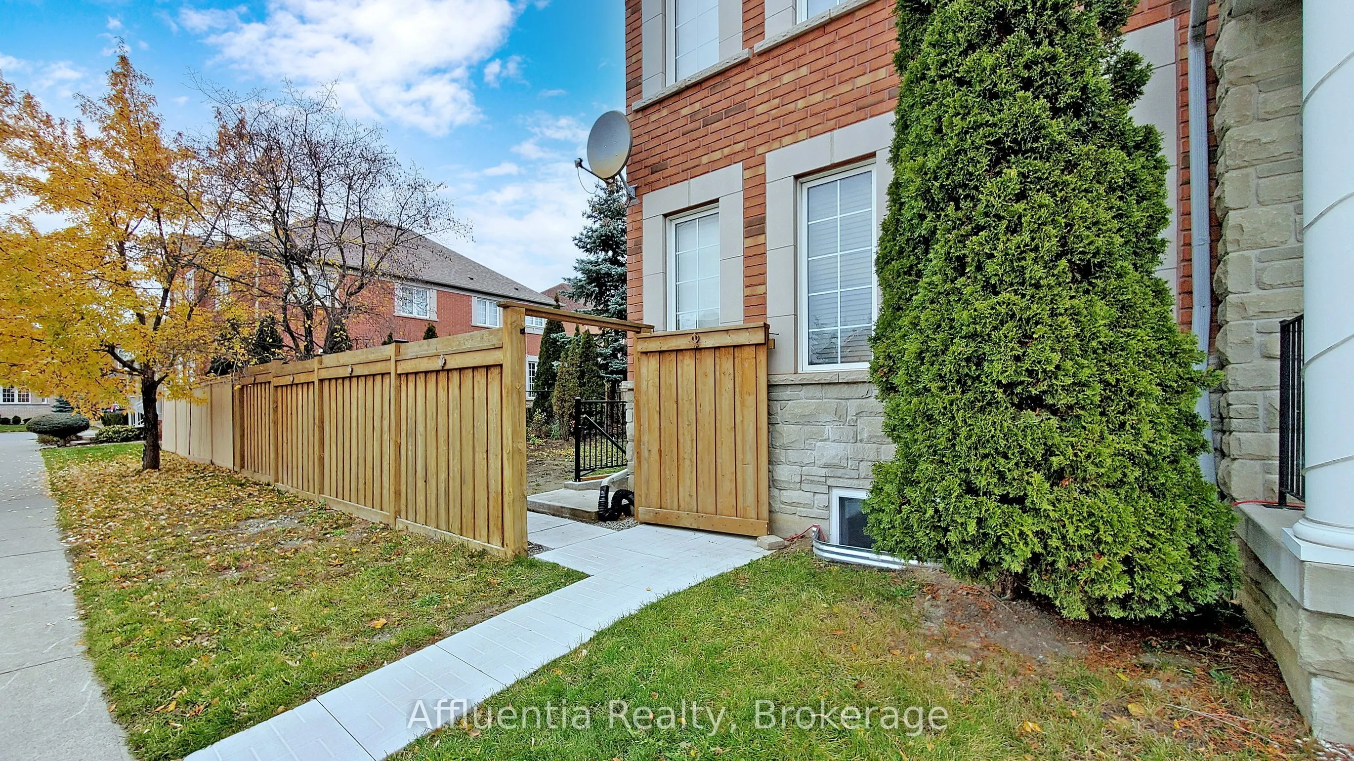 30 Williamson Drive W #Bsmt