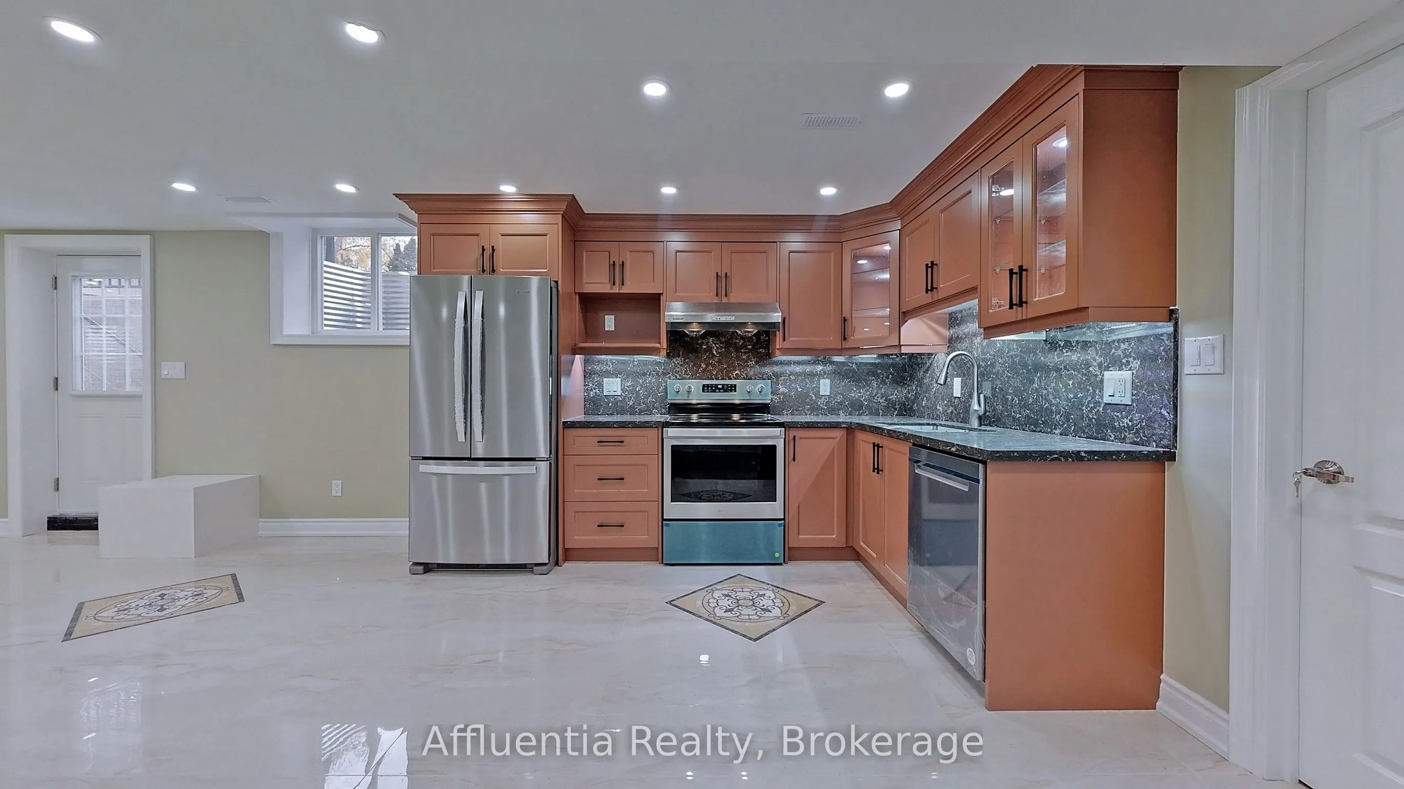 30 Williamson Drive W #Bsmt