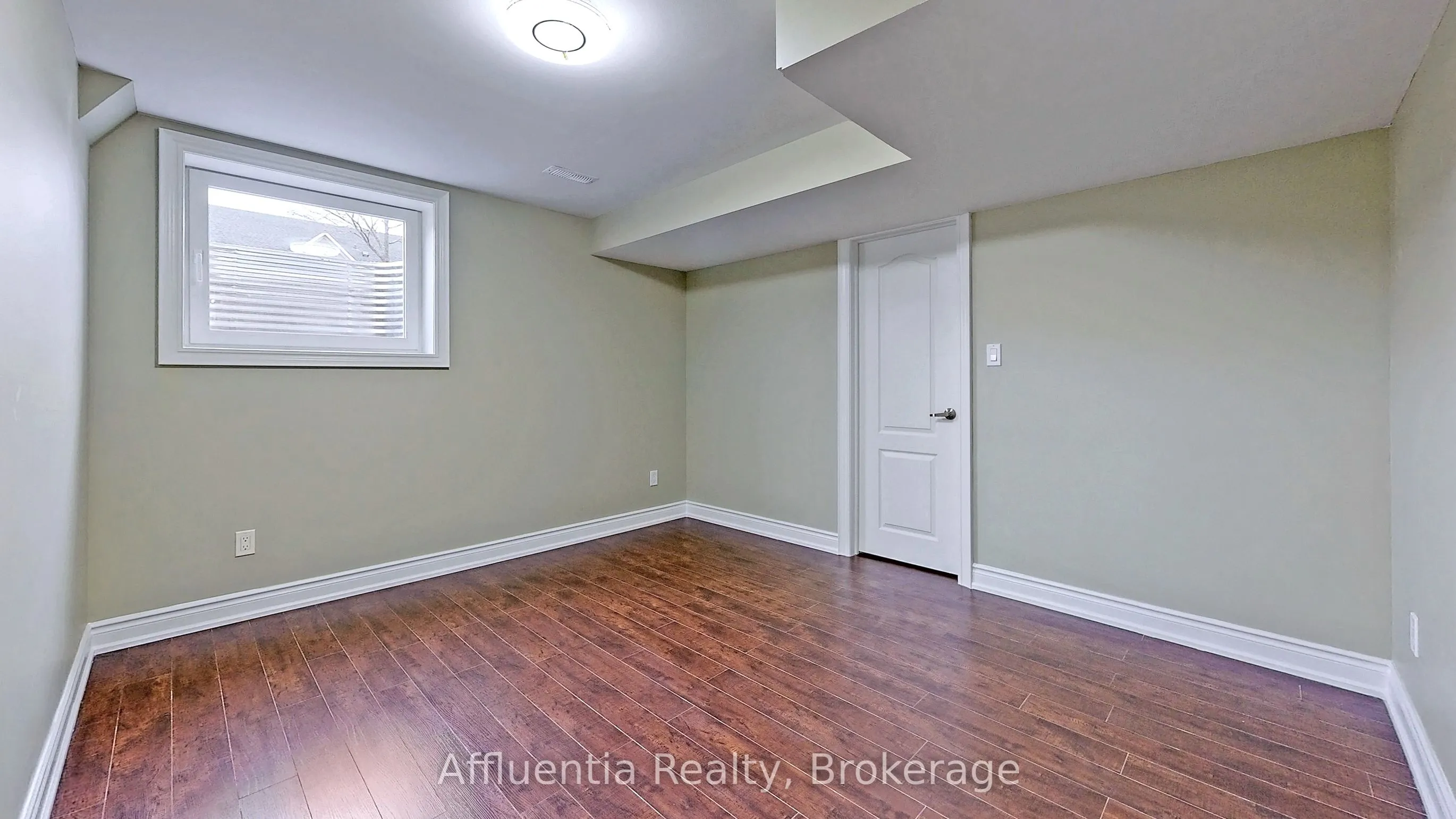 30 Williamson Drive W #Bsmt