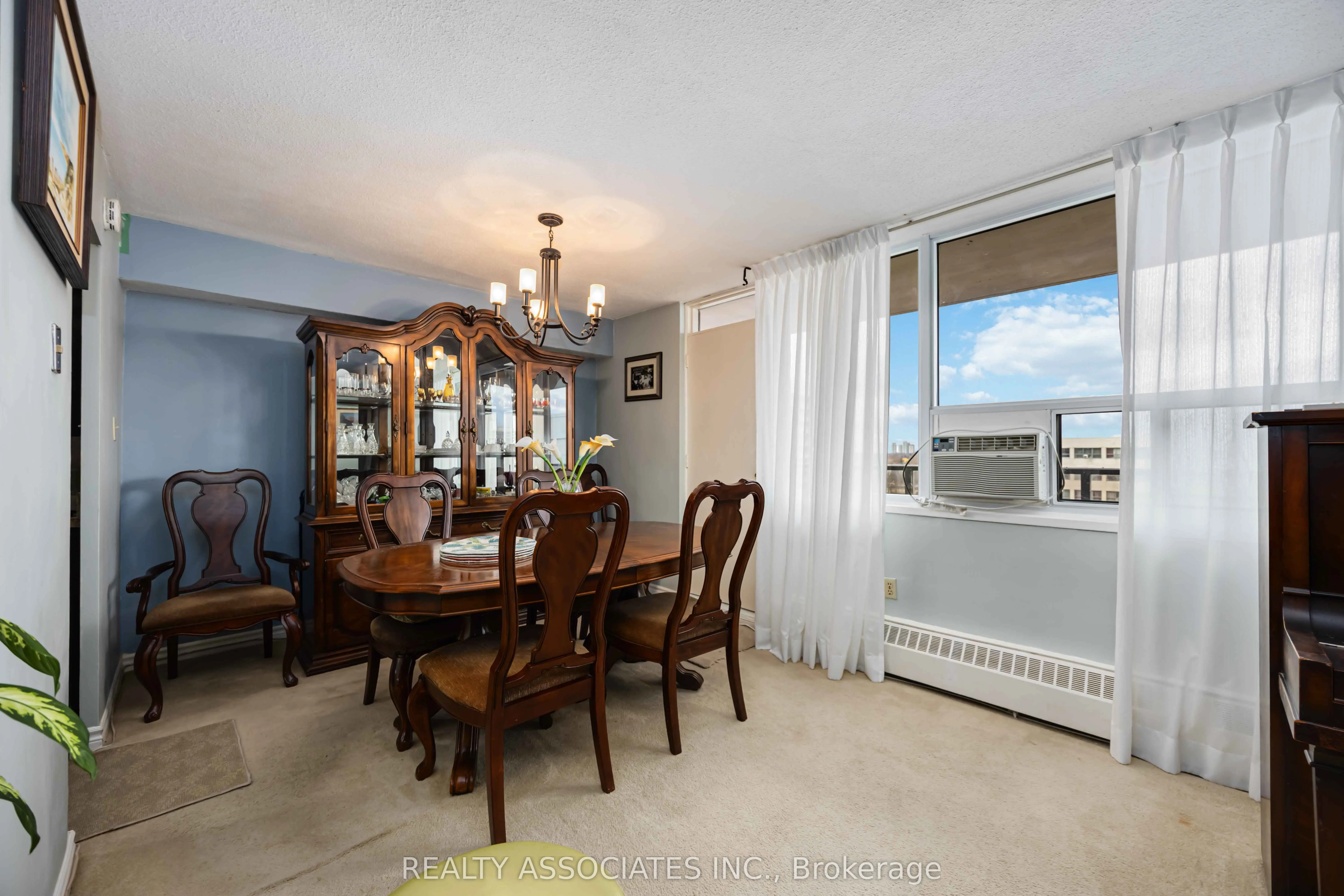 180 Markham Road #811