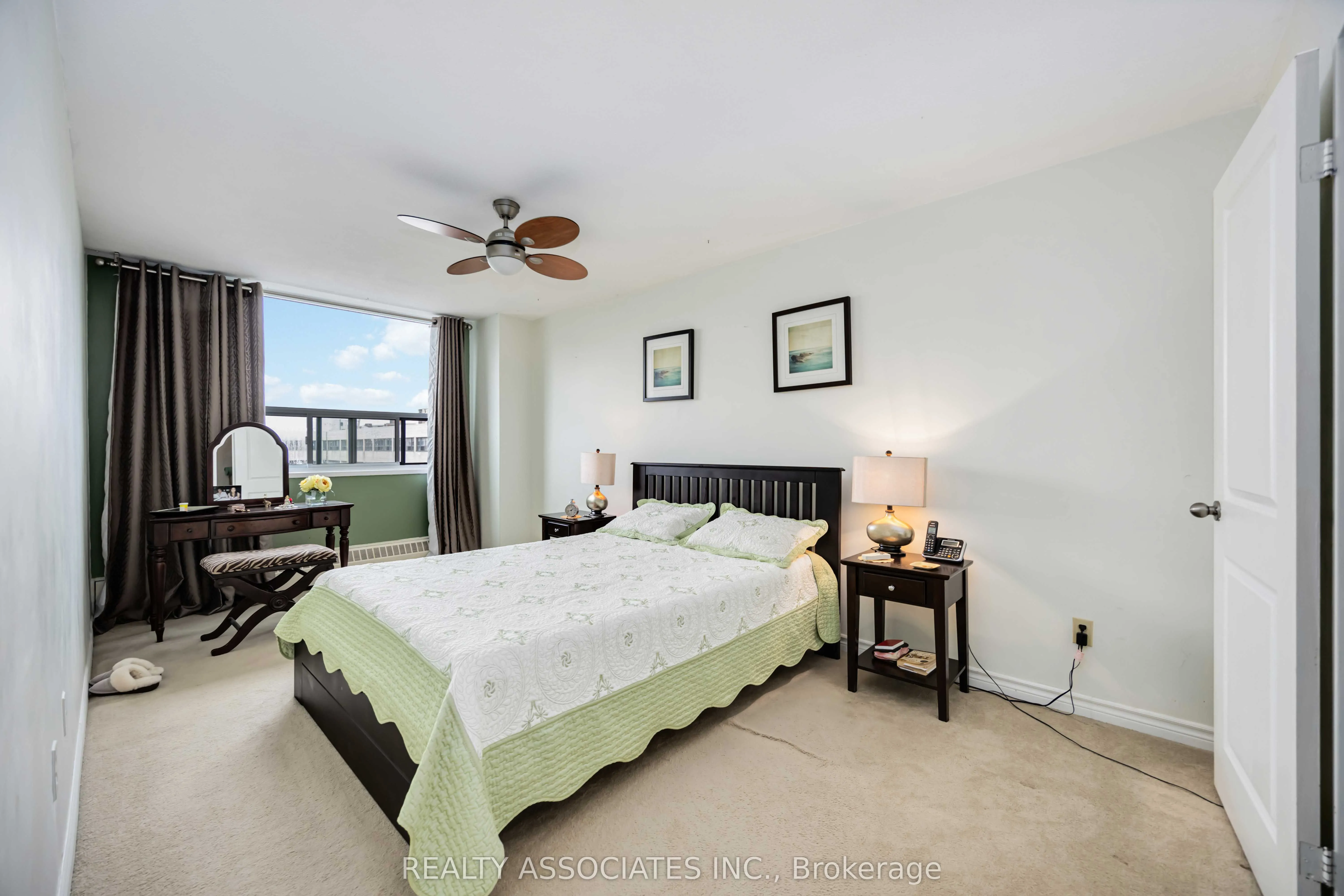180 Markham Road #811