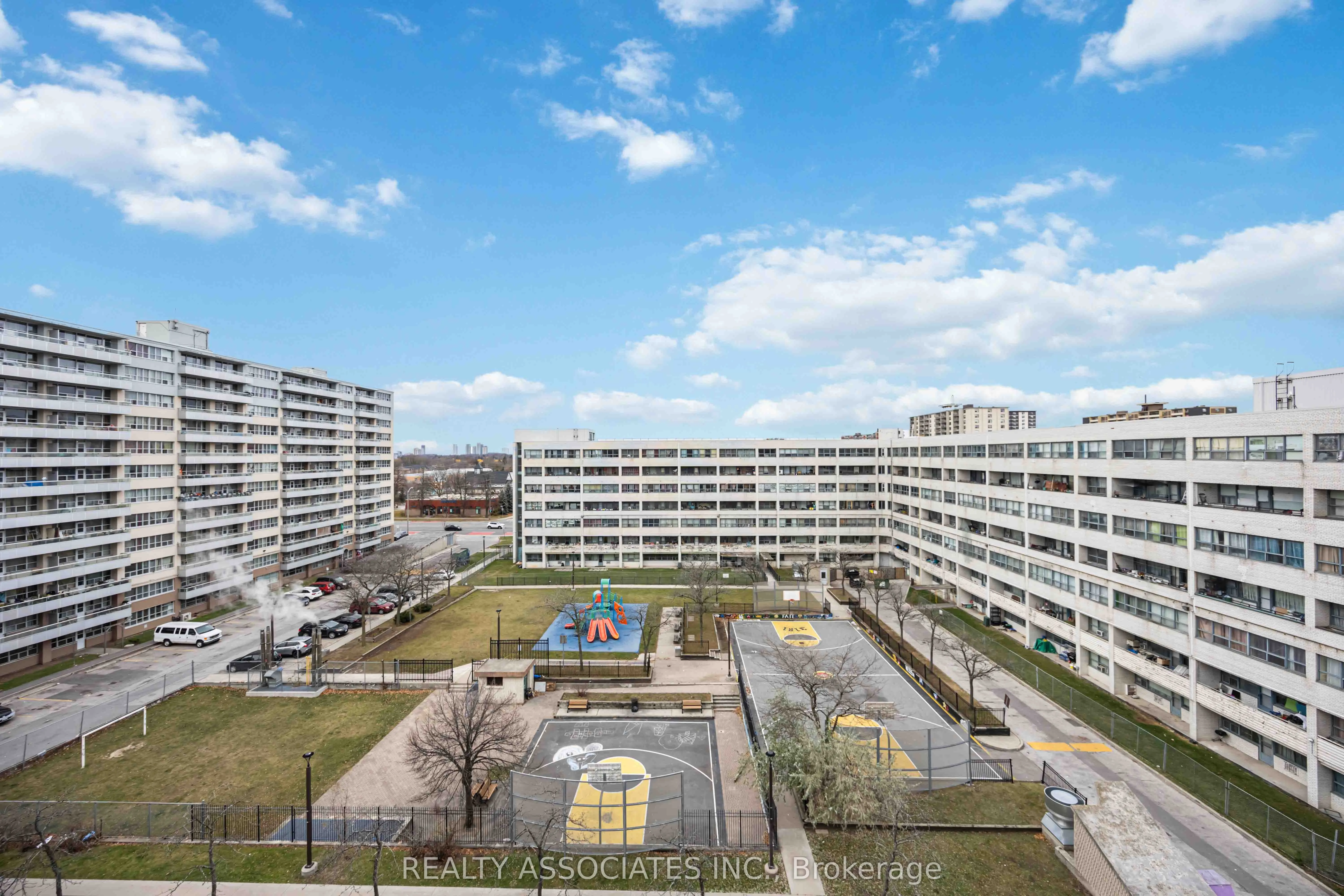 180 Markham Road #811