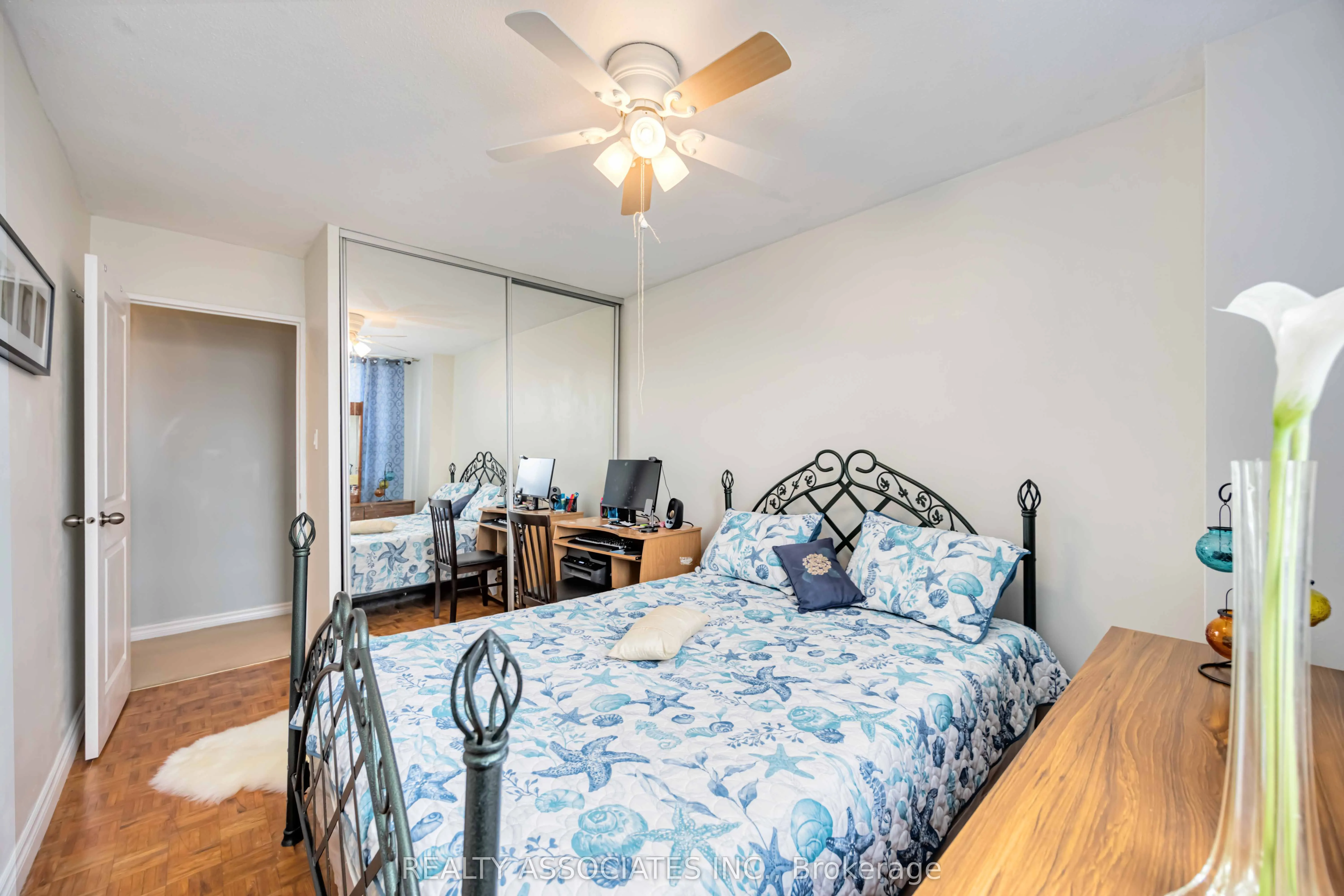 180 Markham Road #811