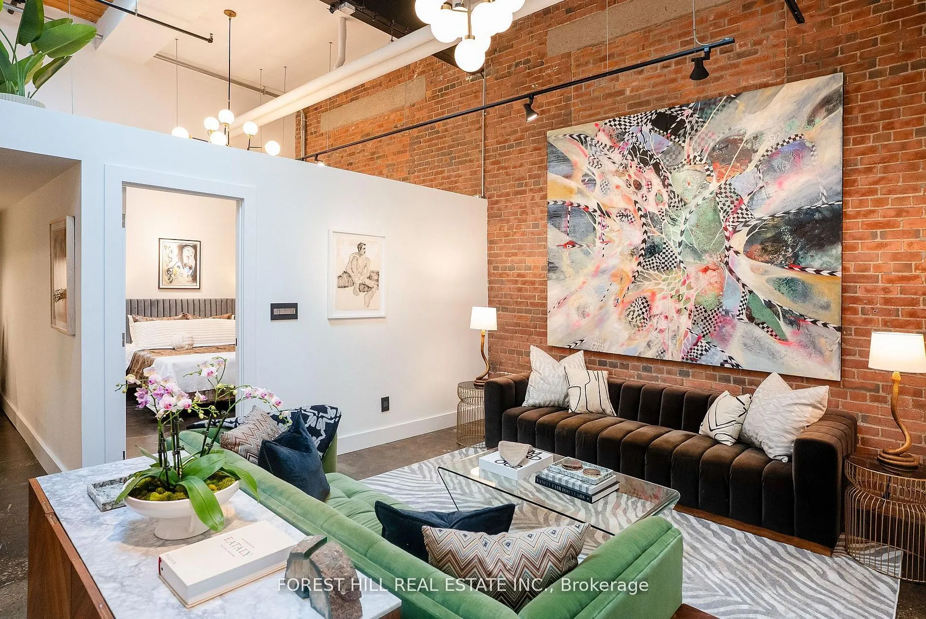 326 Carlaw Avenue #123