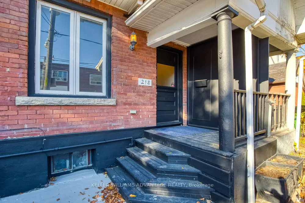 218 Broadview Avenue