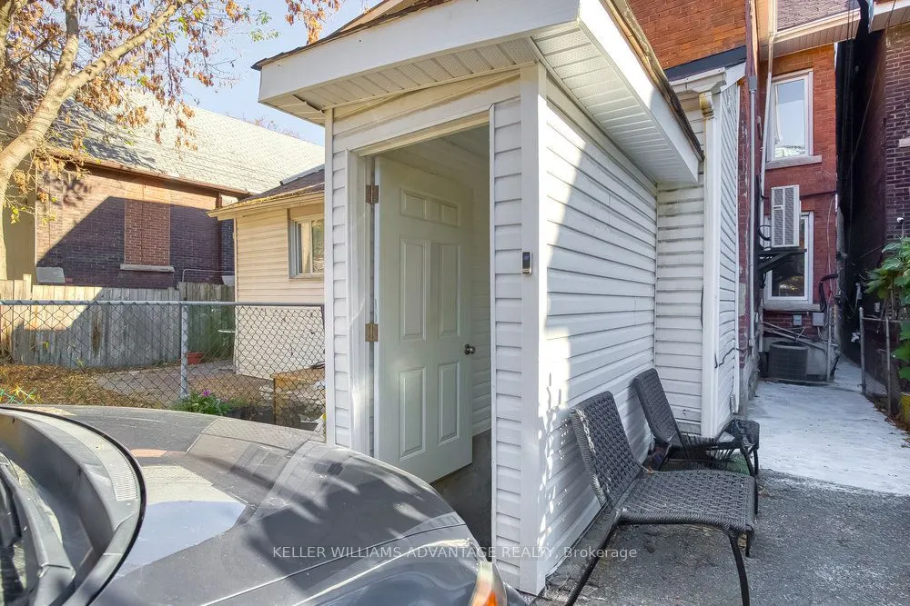 218 Broadview Avenue