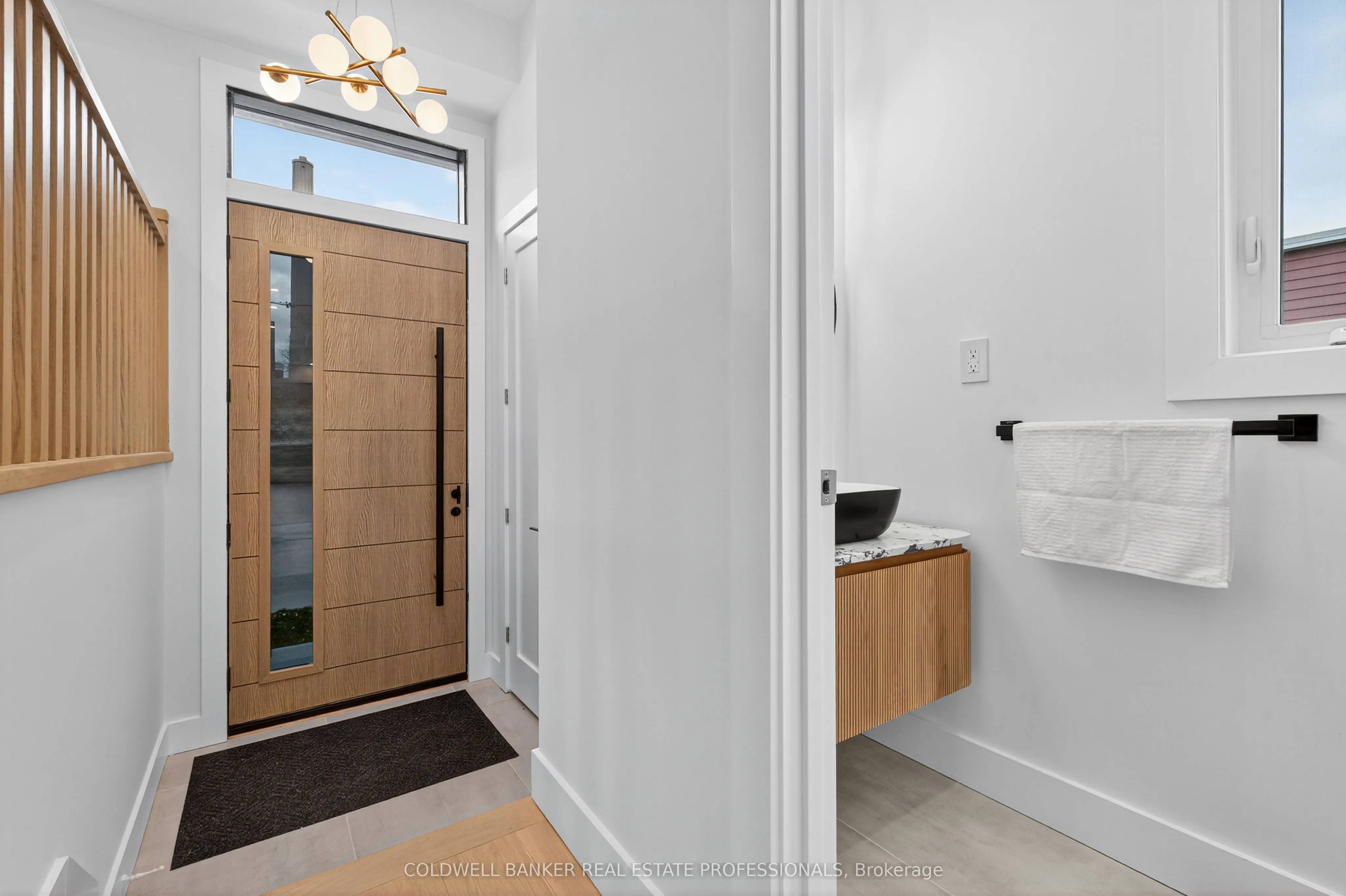 223 Queensdale Avenue