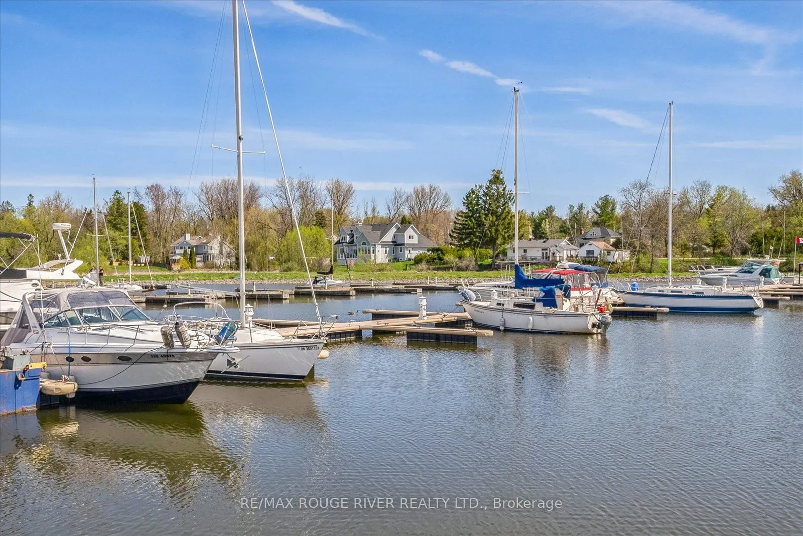 395 Lakebreeze Drive #306
