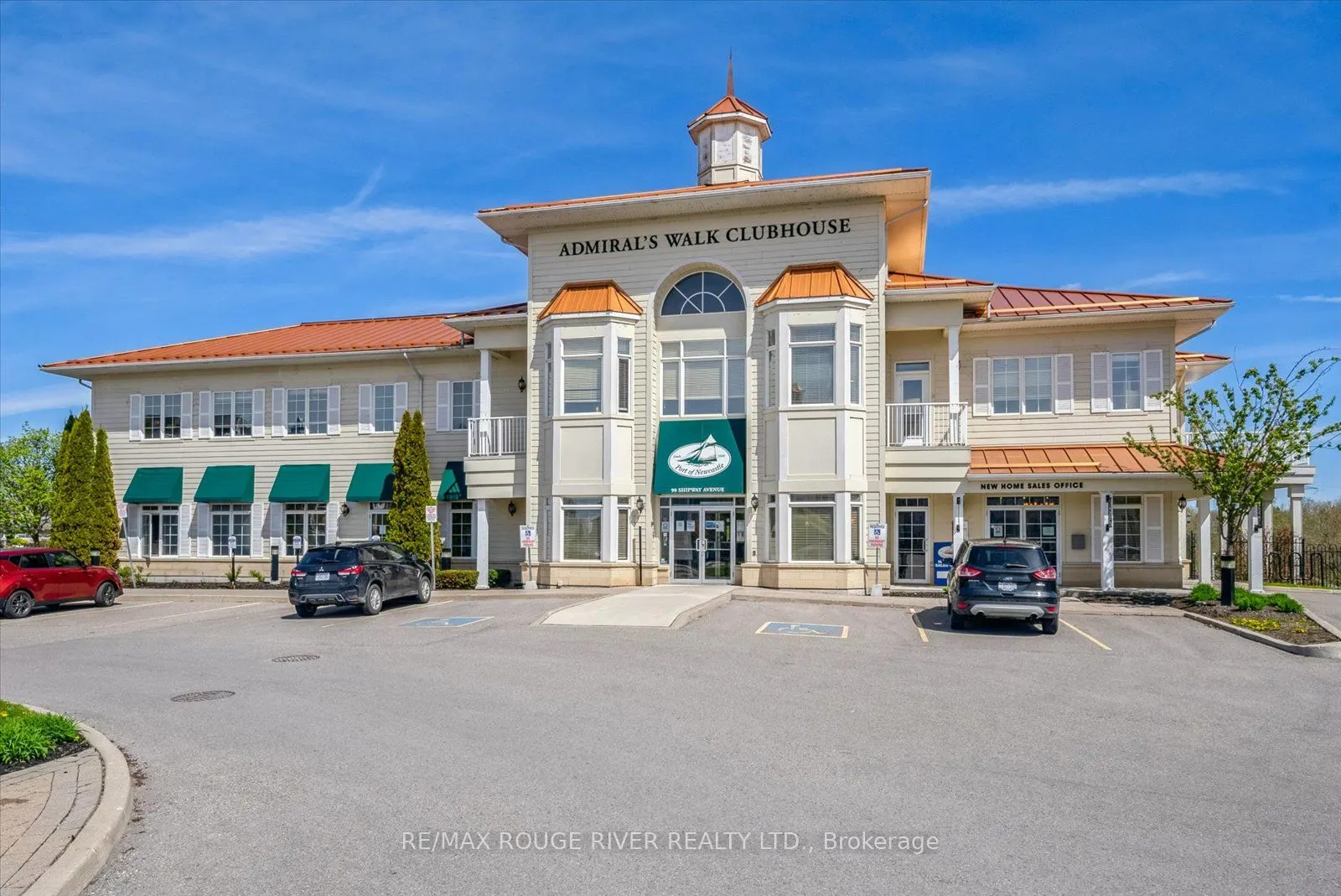 395 Lakebreeze Drive #306
