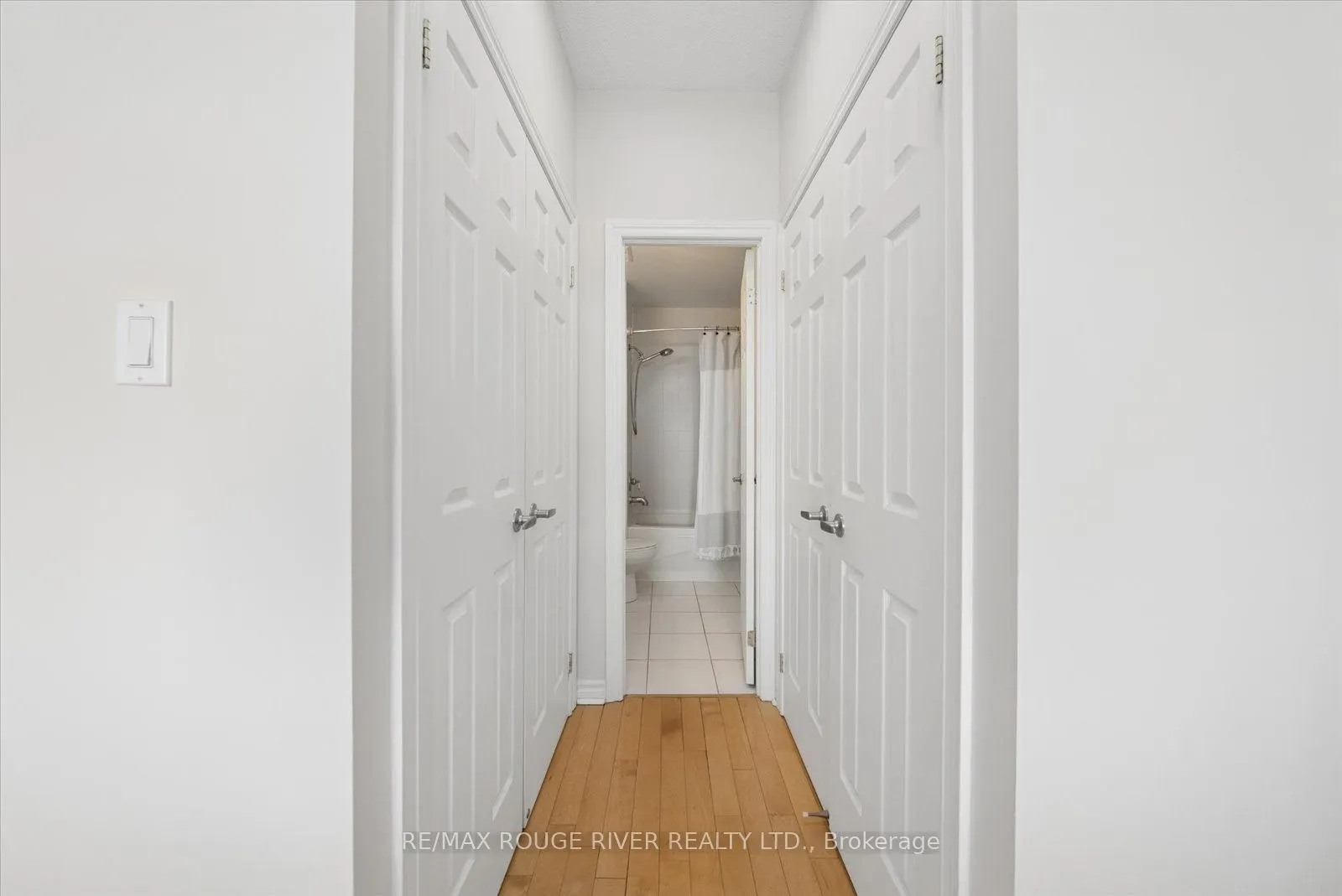 395 Lakebreeze Drive #306