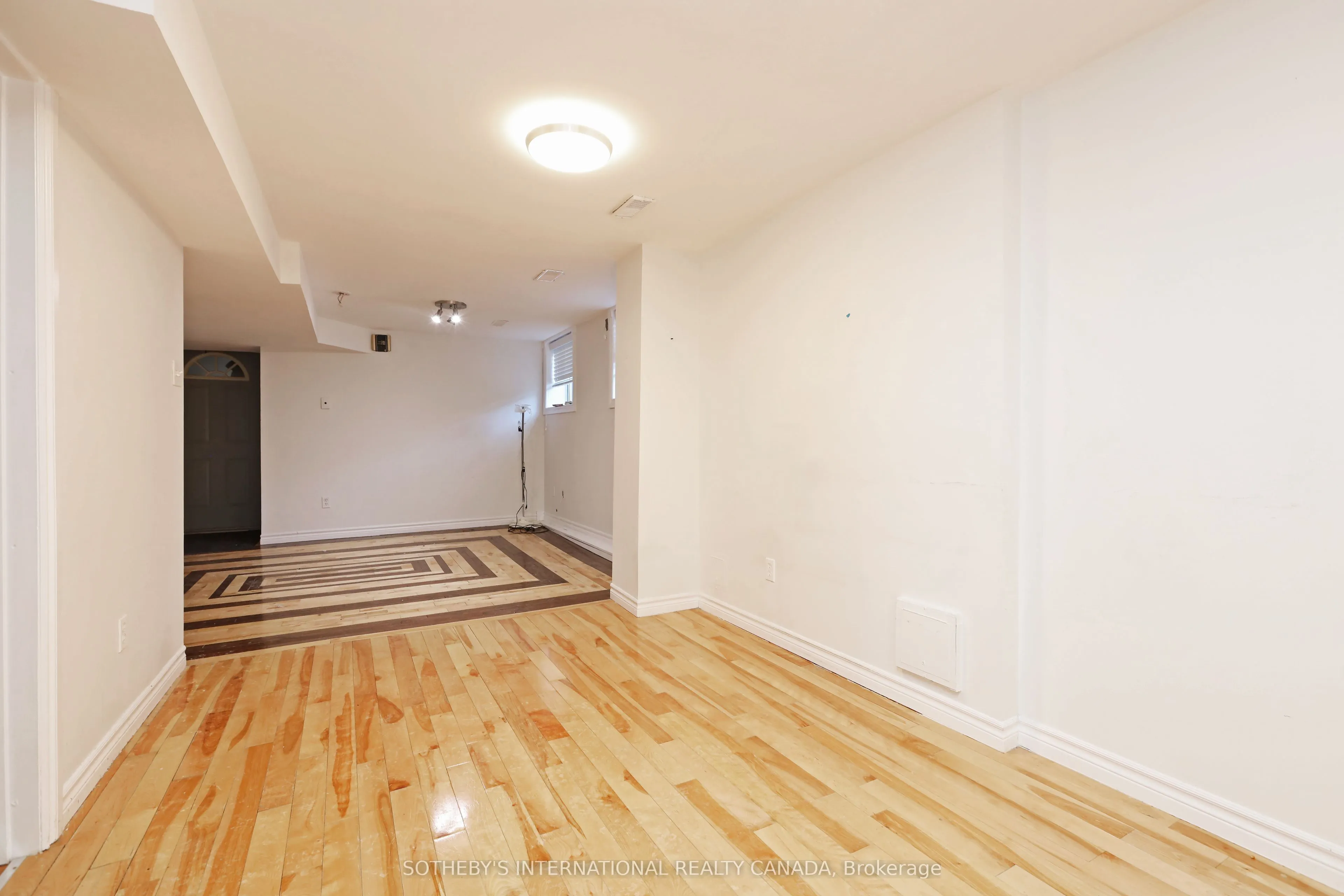 212 Glebemount Avenue #Lower