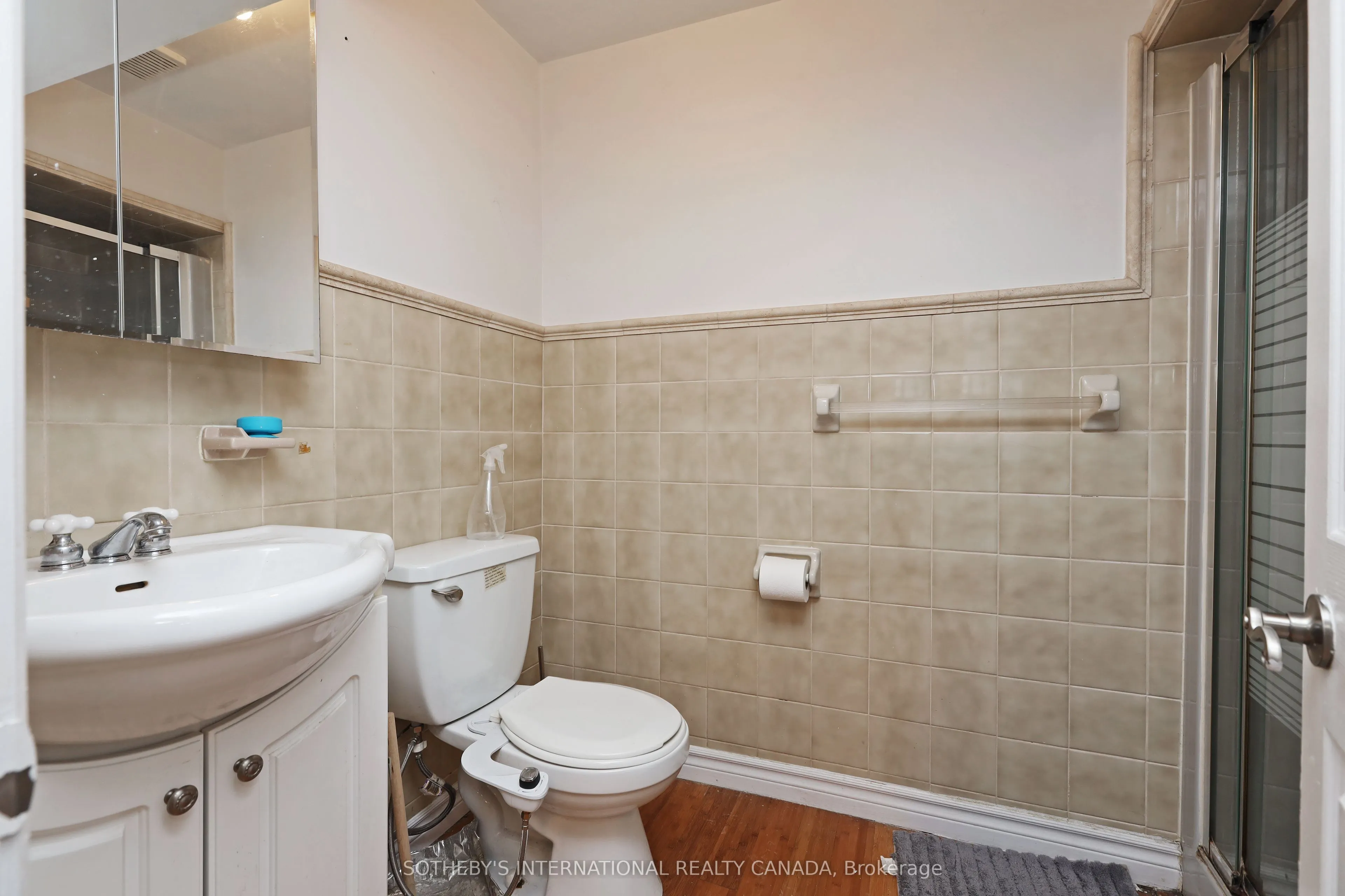 212 Glebemount Avenue #Lower