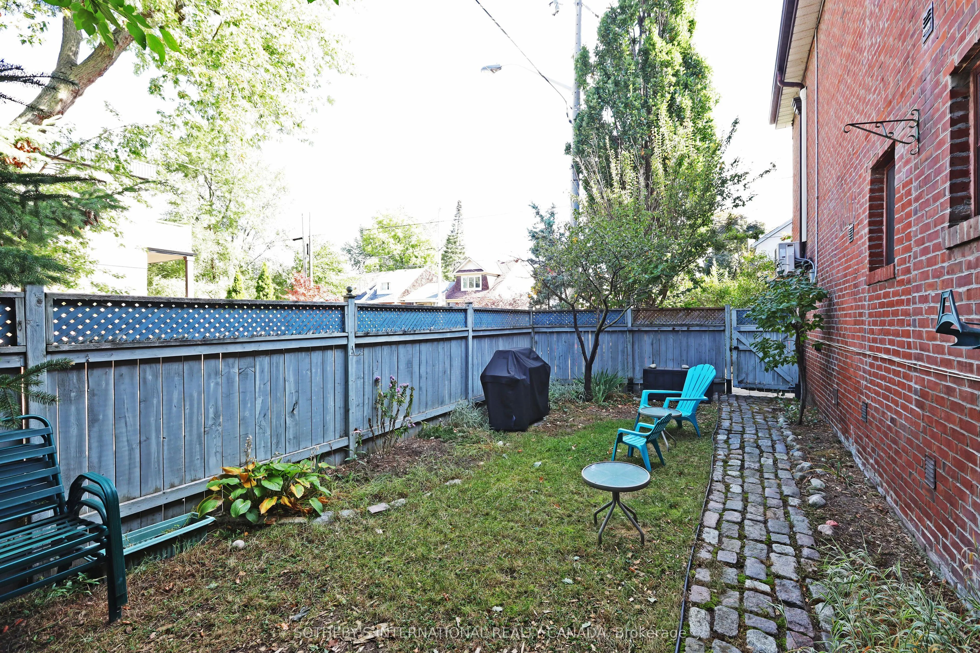 212 Glebemount Avenue #Lower